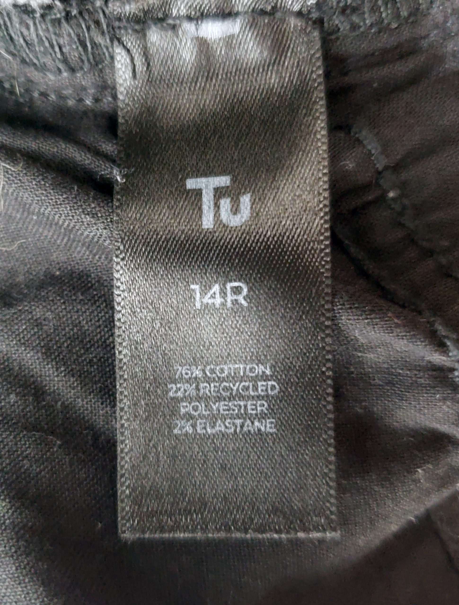 Чорні джинси скінні з принтом - стильні вживані джинси для повсякденного образу 7 Чорні джинси скінні з принтом - стильні вживані джинси для повсякденного образу - Зображення 7