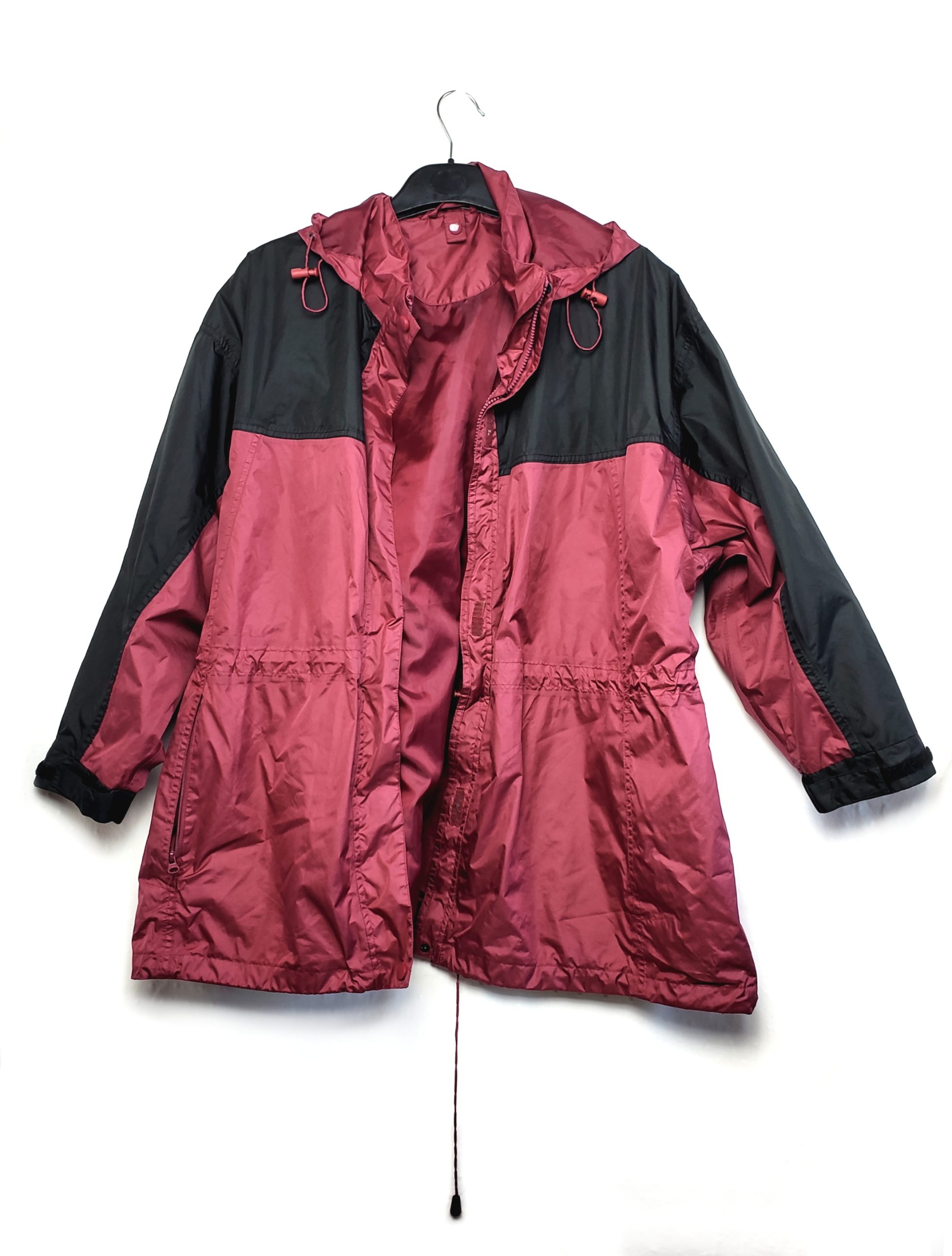 Вітровка червоно-чорна вінтажна - стильний верхній одяг для активного життя та міжсезоння 2 Вітровка червоно-чорна вінтажна - стильний верхній одяг для активного життя та міжсезоння - Зображення 2