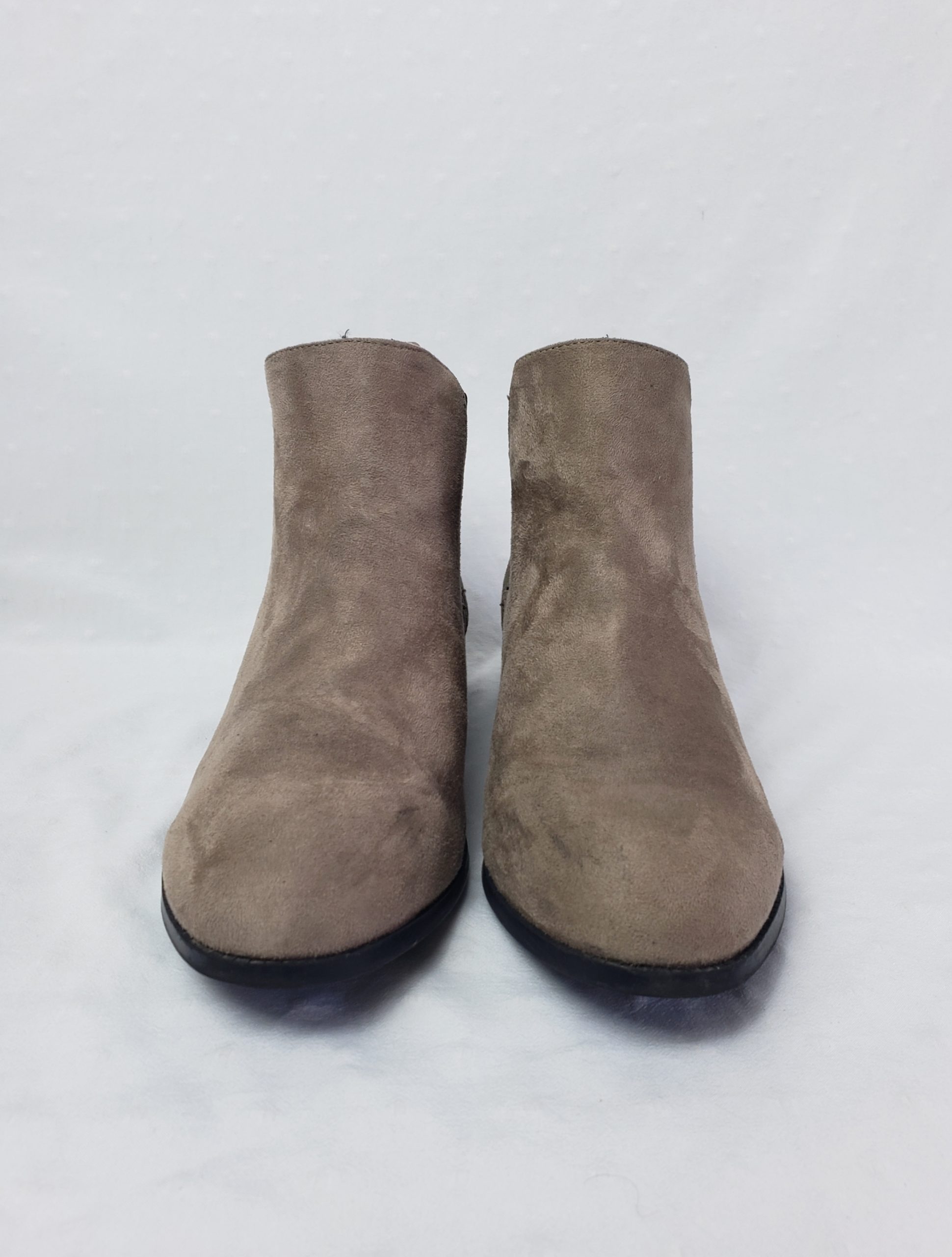 Жіночі черевики челсі коричневі 37 розмір - стильне взуття для весни та осені 2 Жіночі черевики челсі коричневі 37 розмір - стильне взуття для весни та осені - Зображення 2