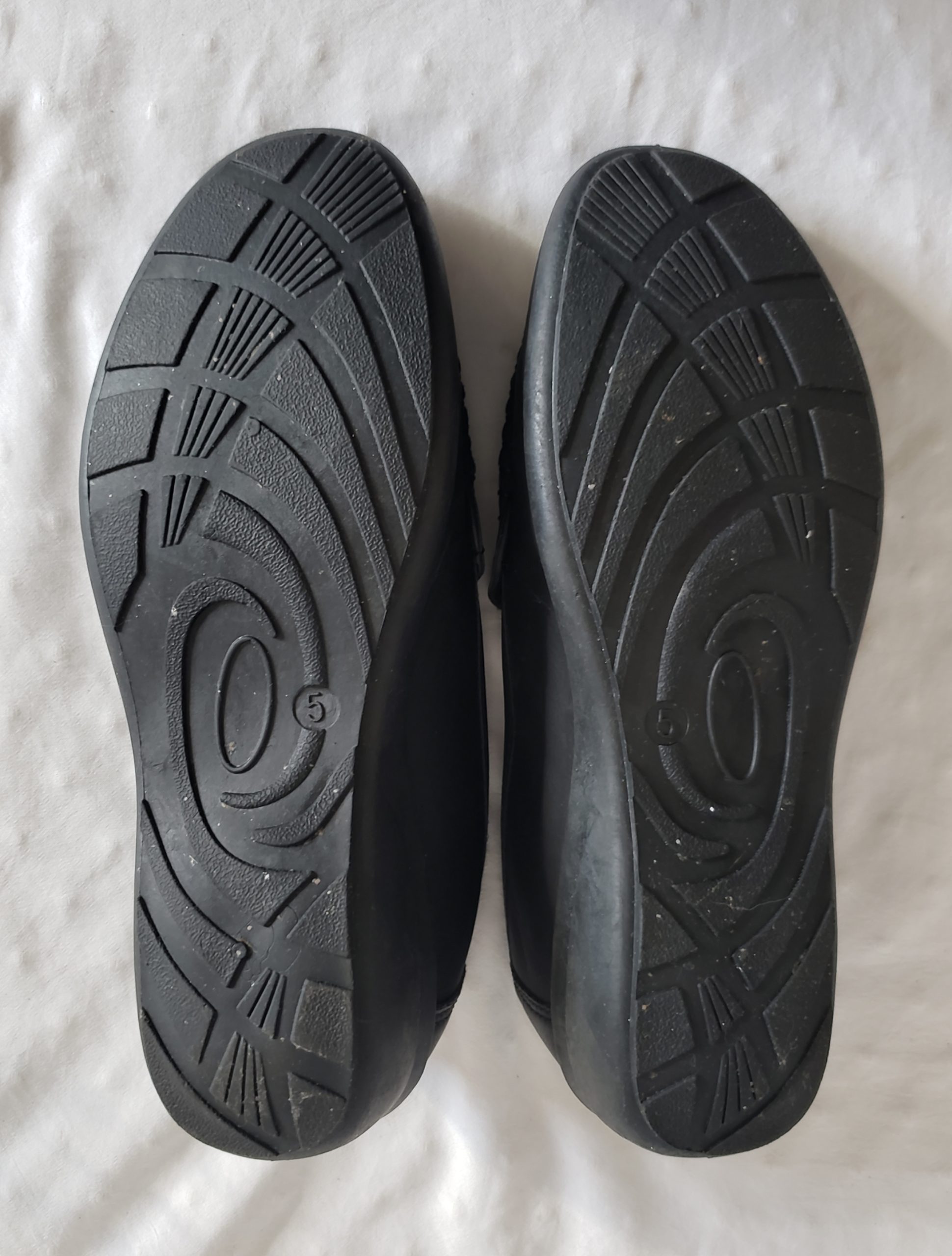 Чорні жіночі мокасини Softlites 38 розмір - шкіряне взуття для літа та осені 4 Чорні жіночі мокасини Softlites 38 розмір - шкіряне взуття для літа та осені - Зображення 4