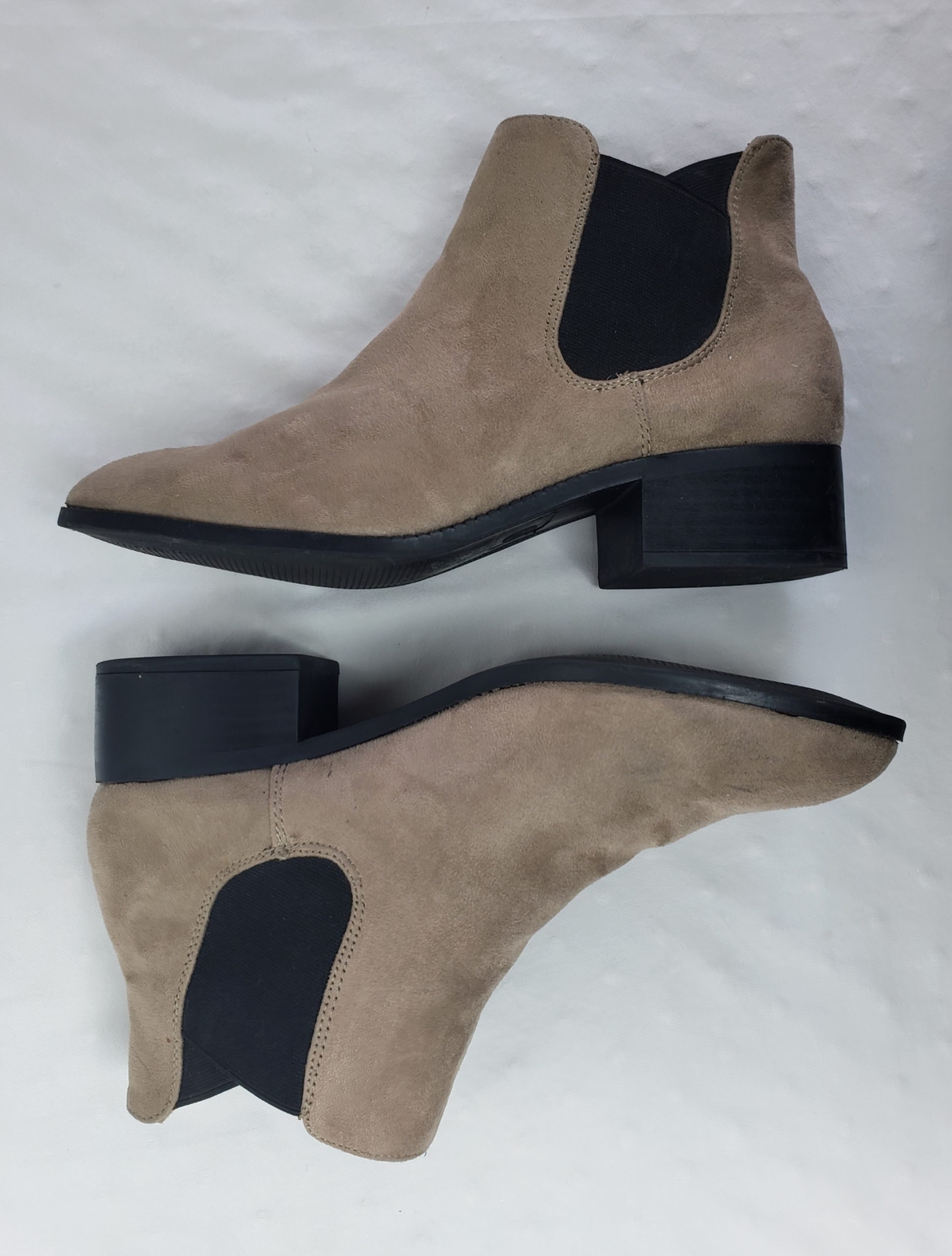 Жіночі черевики челсі коричневі 37 розмір - стильне взуття для весни та осені 5 Жіночі черевики челсі коричневі 37 розмір - стильне взуття для весни та осені - Зображення 5