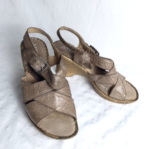 Бежеві шкіряні босоніжки ATEMA 39 розмір на каблуку 9 см - літнє взуття для офісу та відпочинку