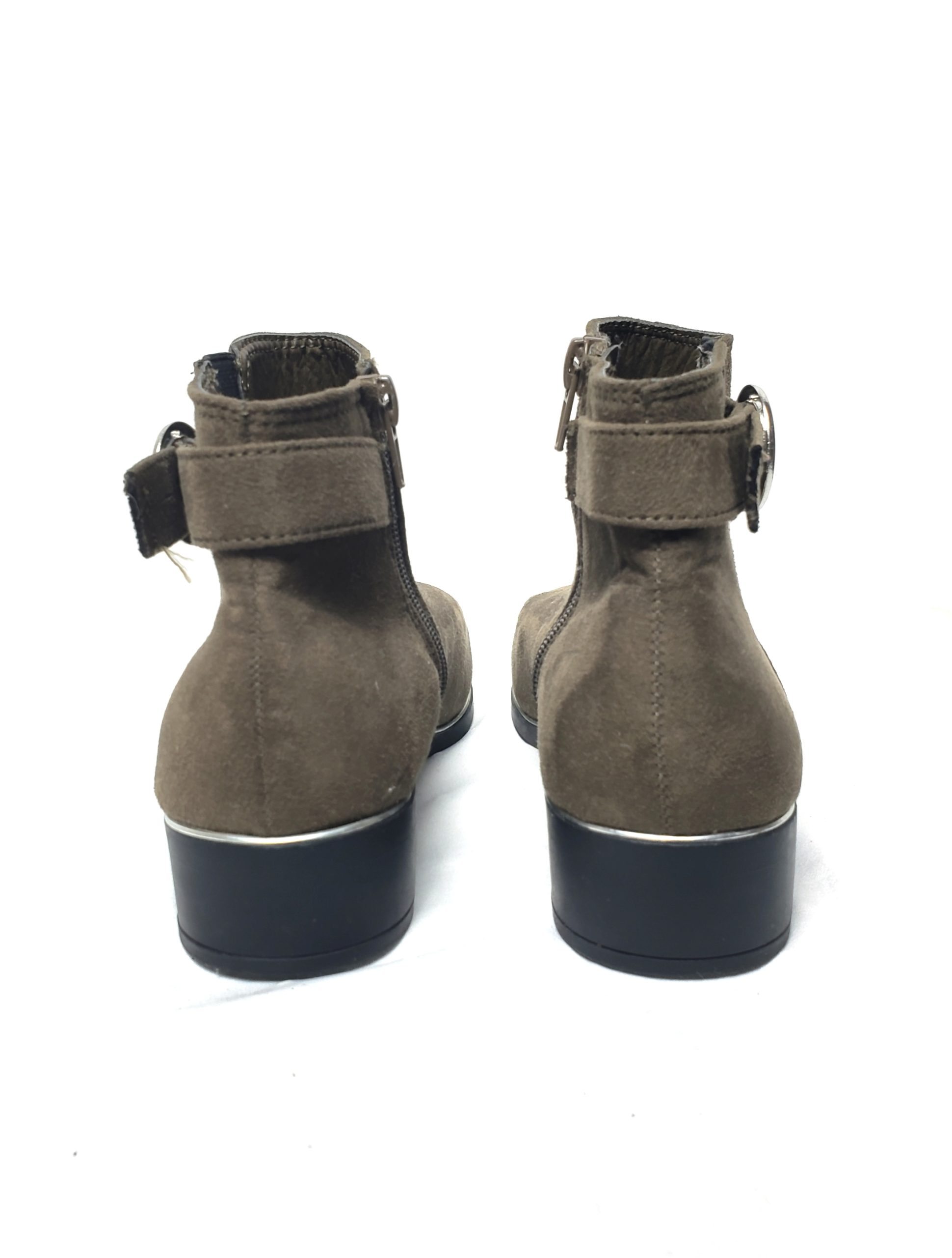 Стильні коричневі черевички Primark - елегантний образ на кожен день розмір 35/36 3 Стильні коричневі черевички Primark - елегантний образ на кожен день розмір 35/36 - Зображення 3