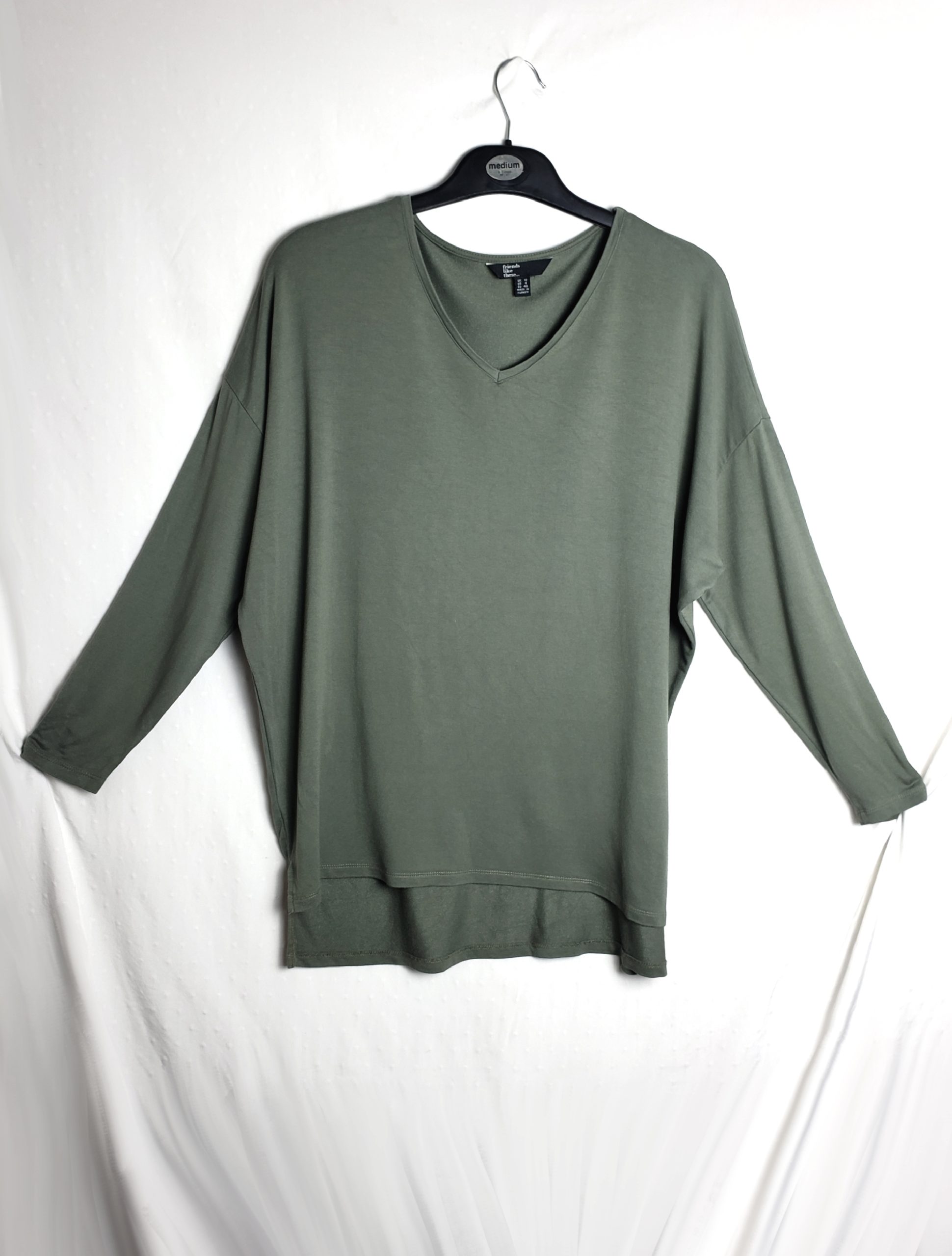 Оливкова блуза з довгим рукавом Friends Like These - класичний жіночий одяг розмір L 1 Оливкова блуза з довгим рукавом Friends Like These - класичний жіночий одяг розмір L