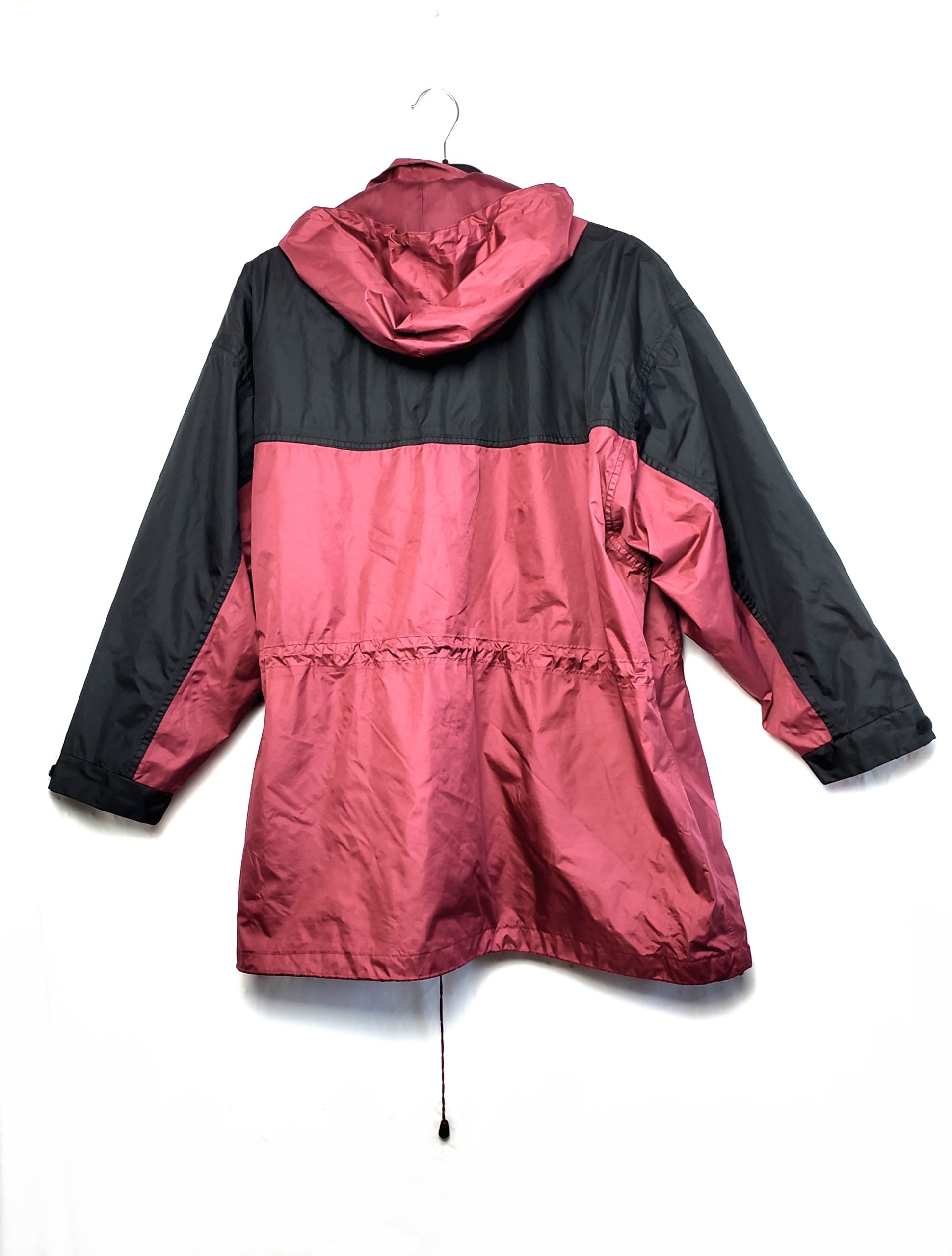 Вітровка червоно-чорна вінтажна - стильний верхній одяг для активного життя та міжсезоння 3 Вітровка червоно-чорна вінтажна - стильний верхній одяг для активного життя та міжсезоння - Зображення 3