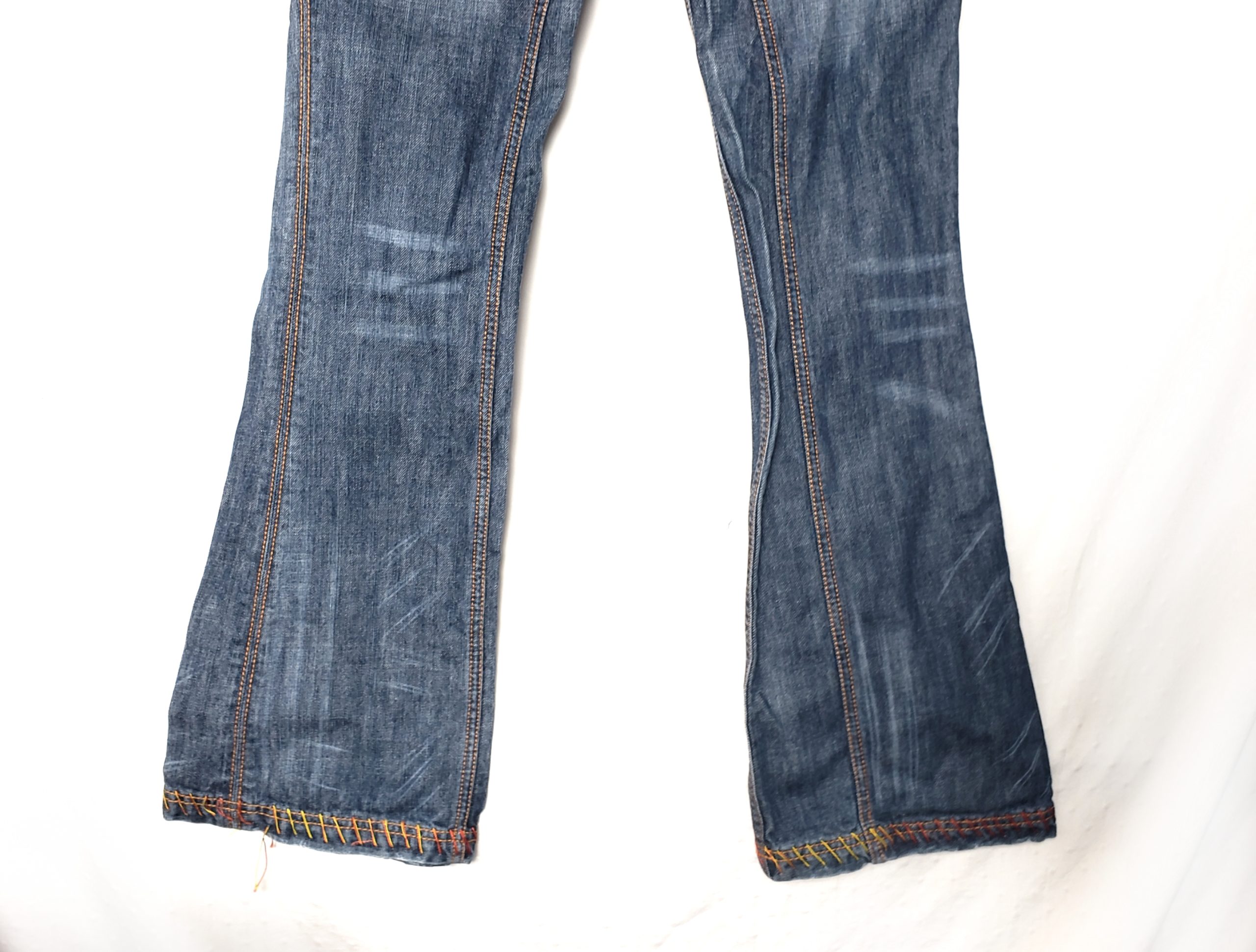 Джинси Antik Denim з вишивкою синього кольору - винтажний стиль для повсякденного носіння 8 Джинси Antik Denim з вишивкою синього кольору - винтажний стиль для повсякденного носіння - Зображення 8