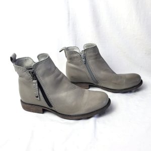 Сірі шкіряні черевики 37 розміру - ідеальне весняно-осіннє взуття для щоденного стилю