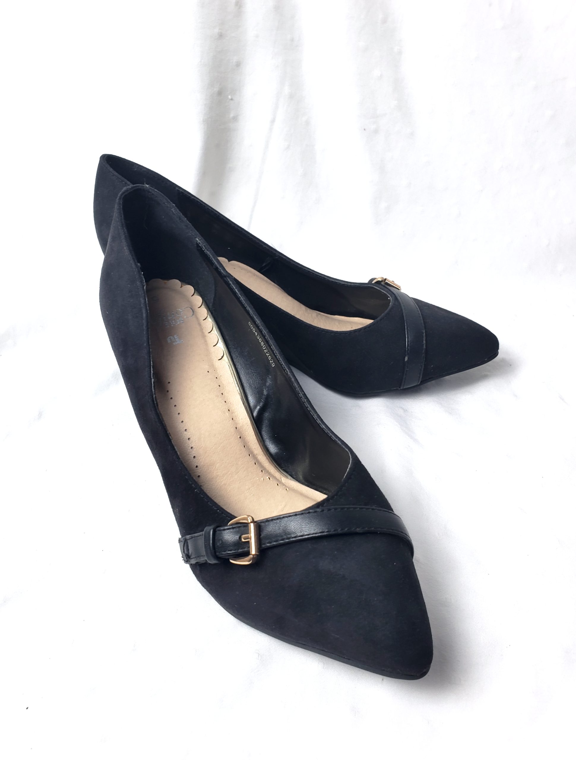 Чорні літні туфлі на каблуку 9см розмір 38 - стильне вживане взуття для офісу та вечірок 1 Чорні літні туфлі на каблуку 9см розмір 38 - стильне вживане взуття для офісу та вечірок