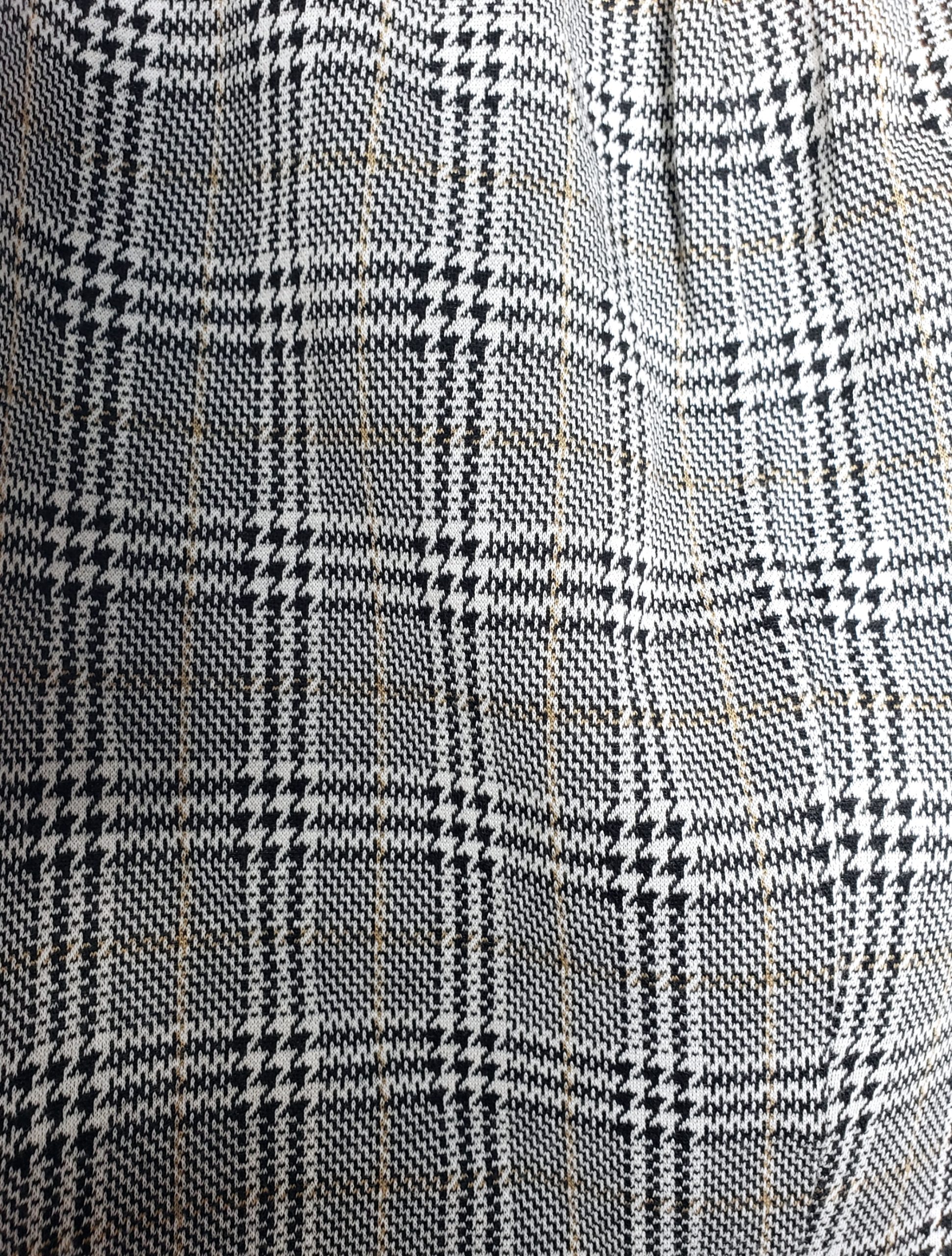 Міні-спідниця у клітинку Select - стильна спідниця в клітку з бавовни та поліестеру 4 Міні-спідниця у клітинку Select - стильна спідниця в клітку з бавовни та поліестеру - Зображення 4