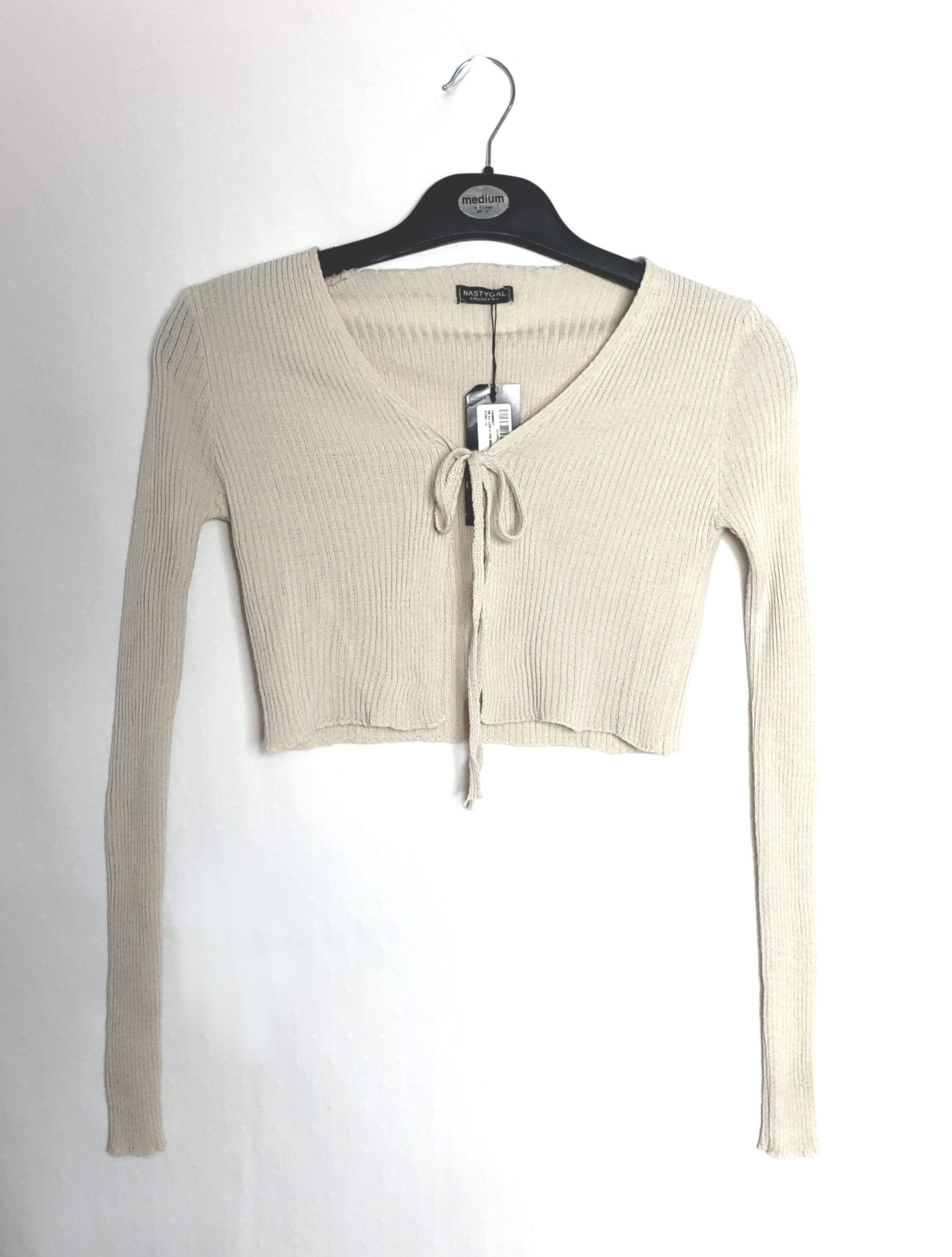 Стильний бежевий кардиган з зав'язками - модний трикотажний топ для елегантного образу 1 Стильний бежевий кардиган з зав'язками - модний трикотажний топ для елегантного образу