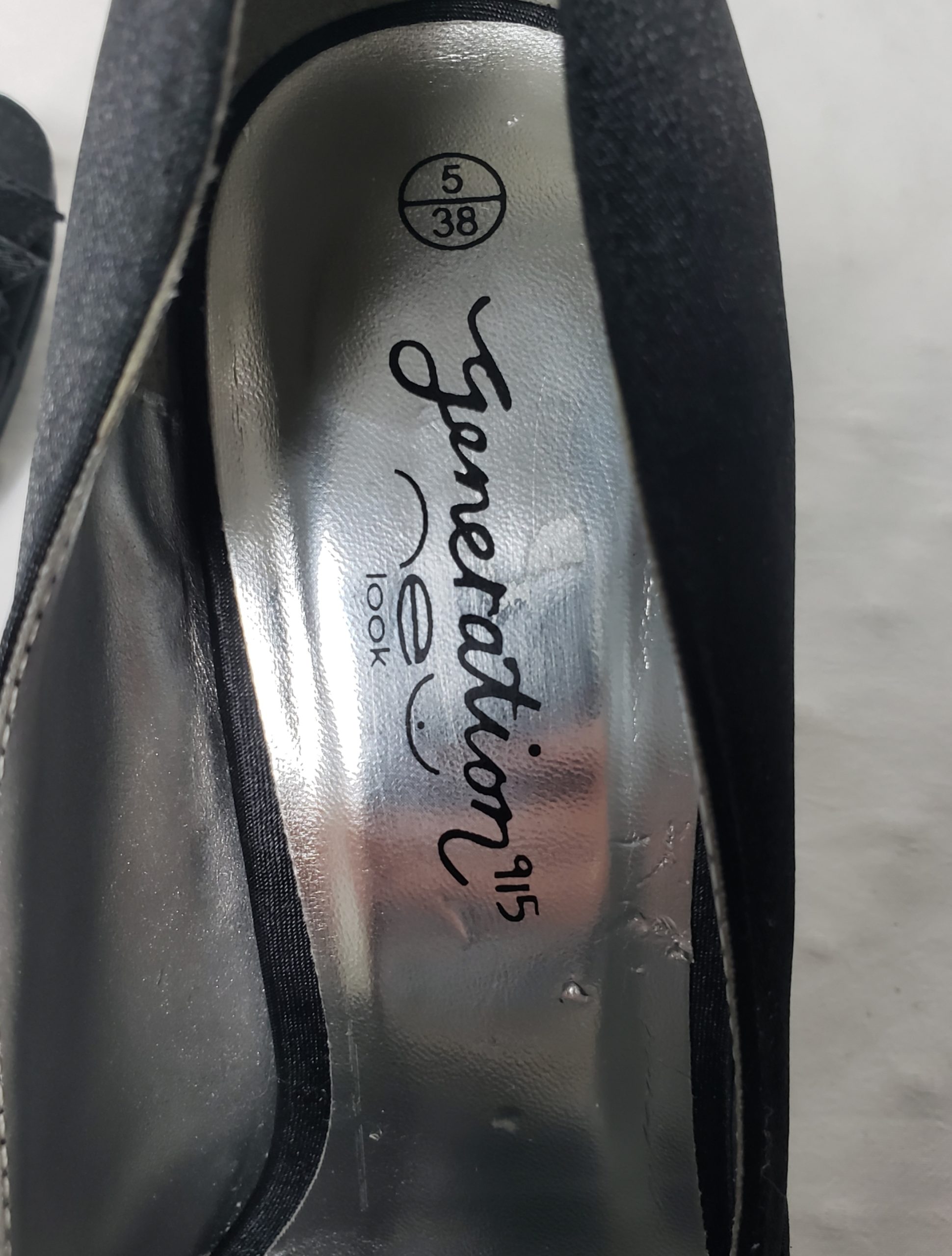 Літні чорні туфлі на каблуку 10 см розмір 38 - елегантне взуття для офісу та свят 8 Літні чорні туфлі на каблуку 10 см розмір 38 - елегантне взуття для офісу та свят - Зображення 8