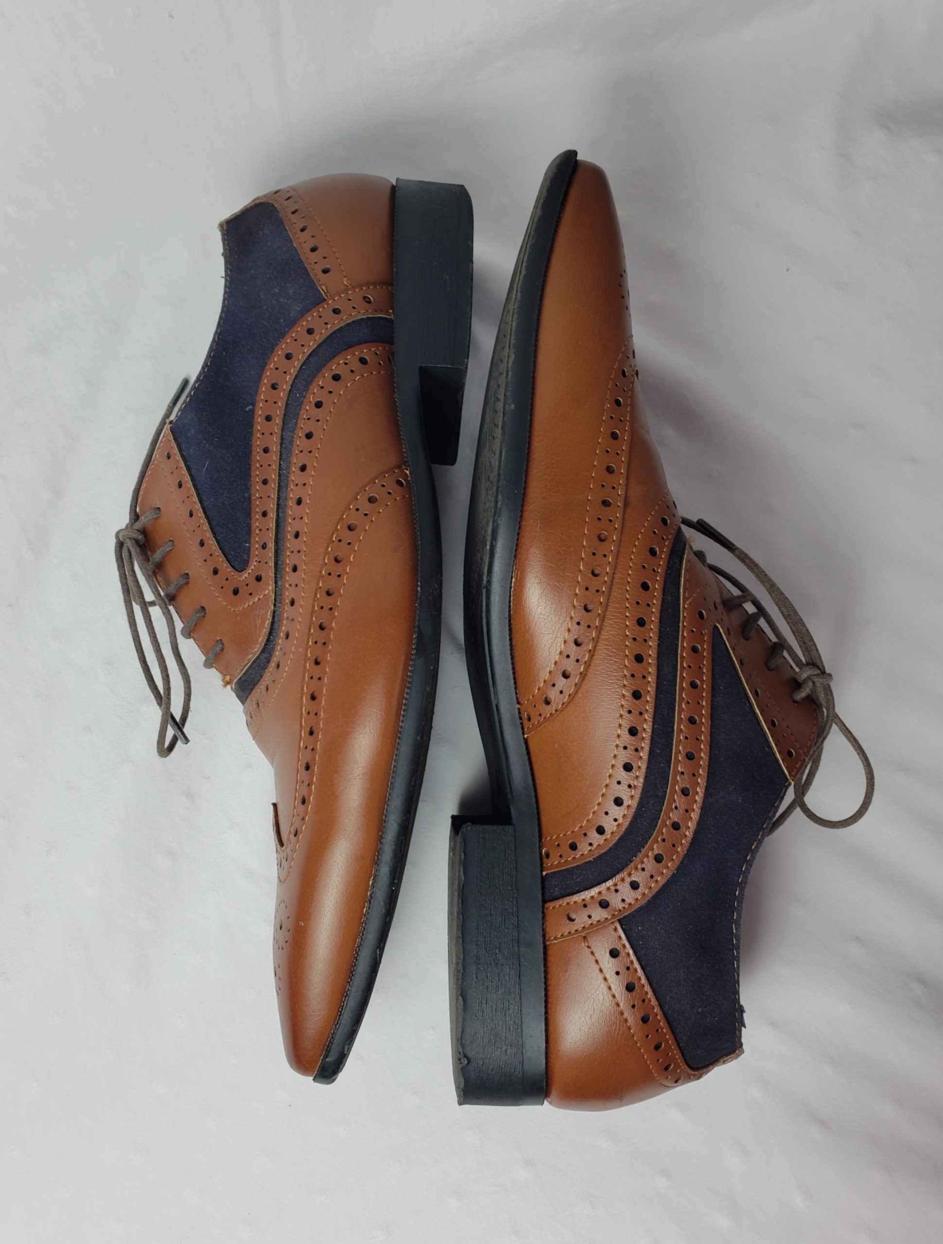 Чоловічі шкіряні туфлі Charles Southwell 40 розмір коричневі з фіолетовими вставками 6 Чоловічі шкіряні туфлі Charles Southwell 40 розмір коричневі з фіолетовими вставками - Зображення 6