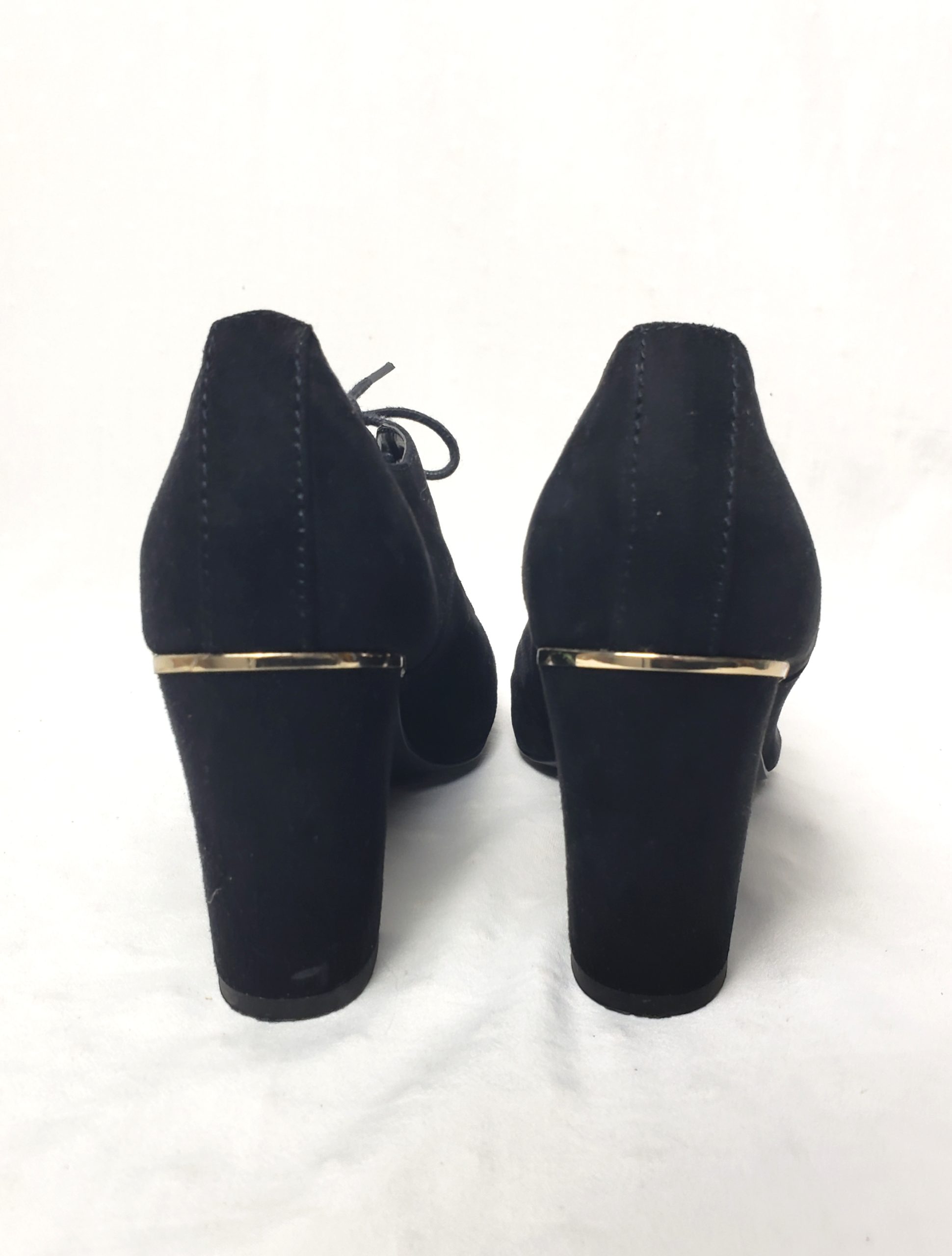 Чорні жіночі черевики New Look 37 розмір на каблуку - ідеальні для офісу та особливих подій 3 Чорні жіночі черевики New Look 37 розмір на каблуку - ідеальні для офісу та особливих подій - Зображення 3