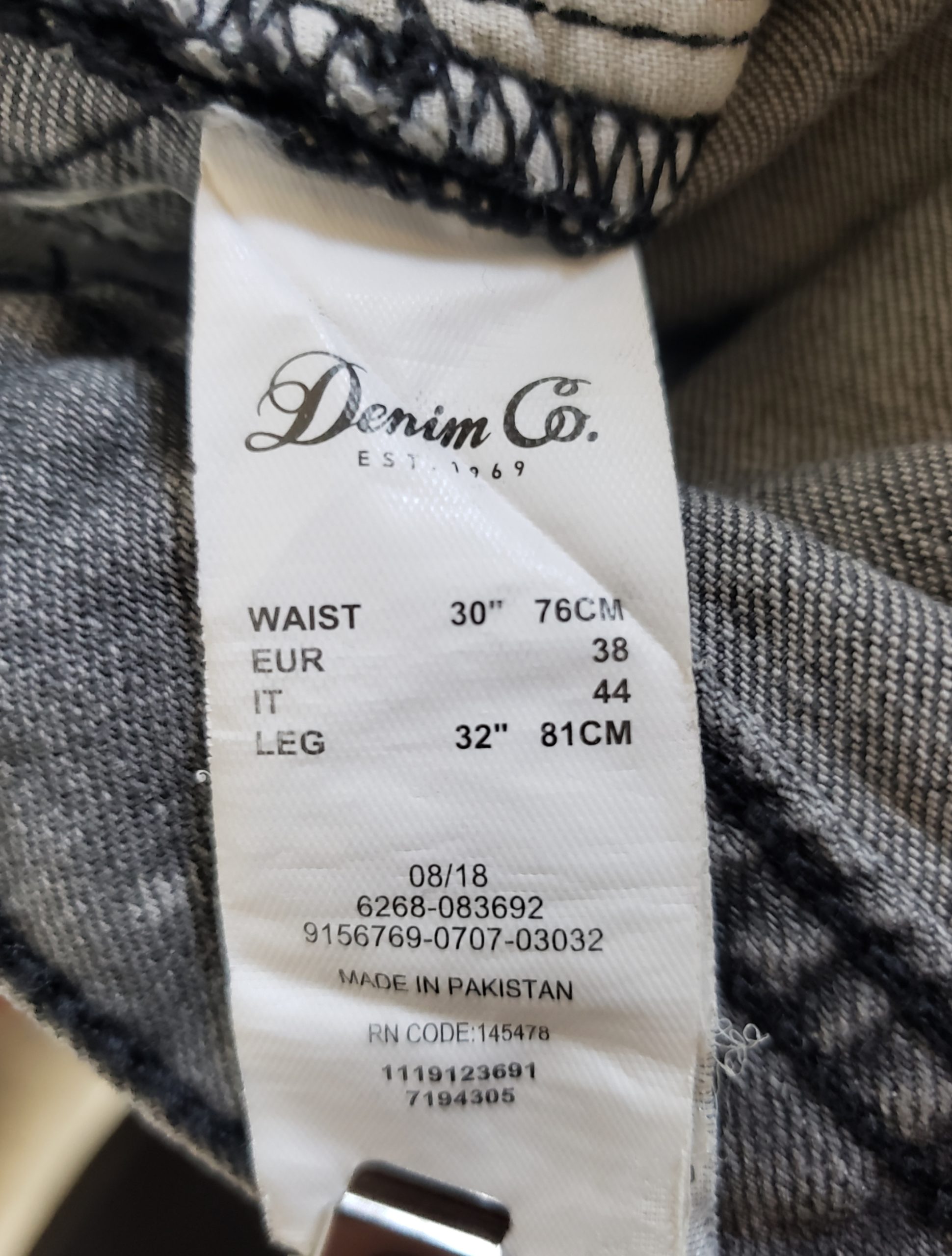 Стильні сірі джинси Denim Co. Slim - модний vintage look з ідеальною посадкою 9 Стильні сірі джинси Denim Co. Slim - модний vintage look з ідеальною посадкою - Зображення 9