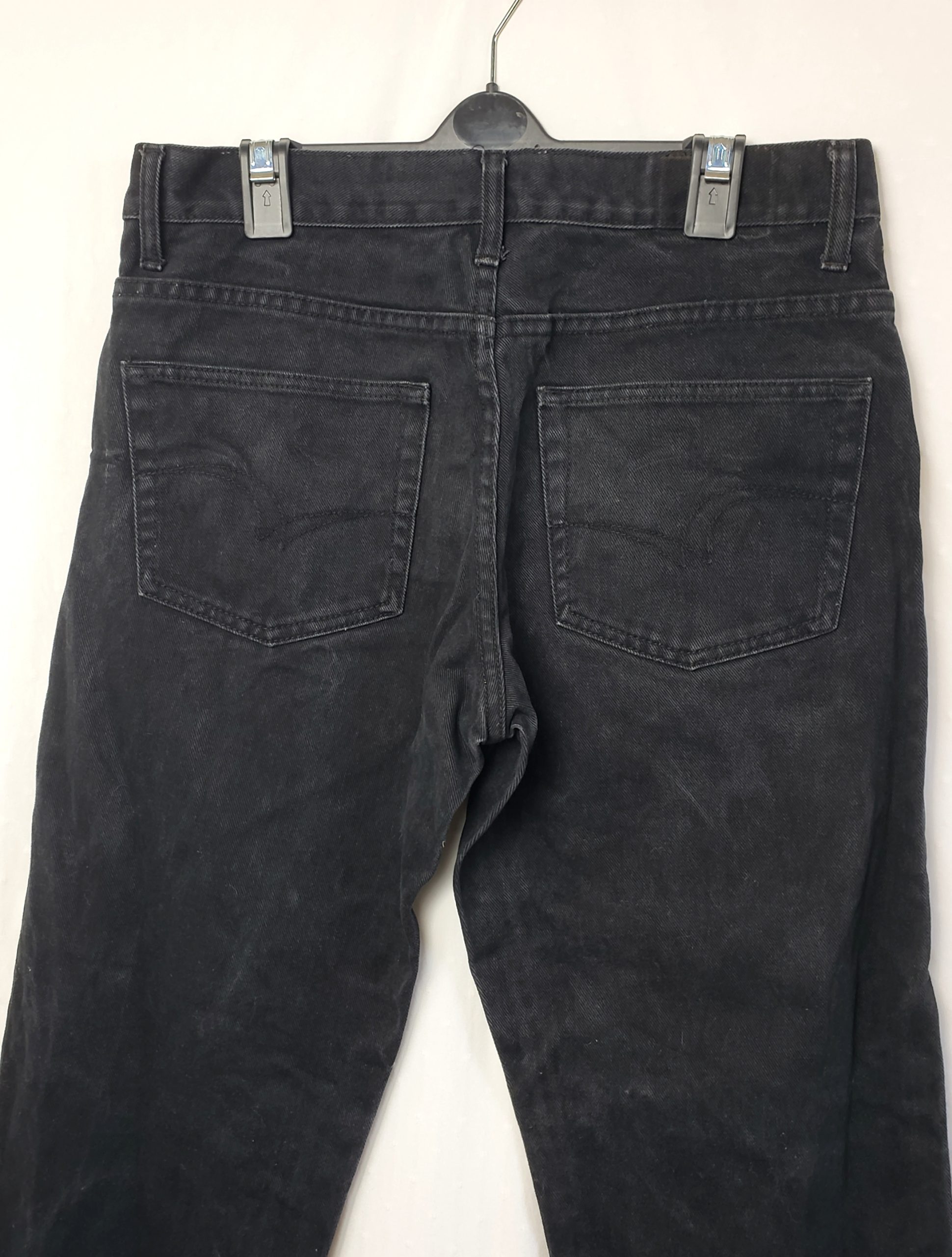 Стильні чорні джинси Lee Cooper - елегантна класика в ідеальному стані 4 Стильні чорні джинси Lee Cooper - елегантна класика в ідеальному стані - Зображення 4