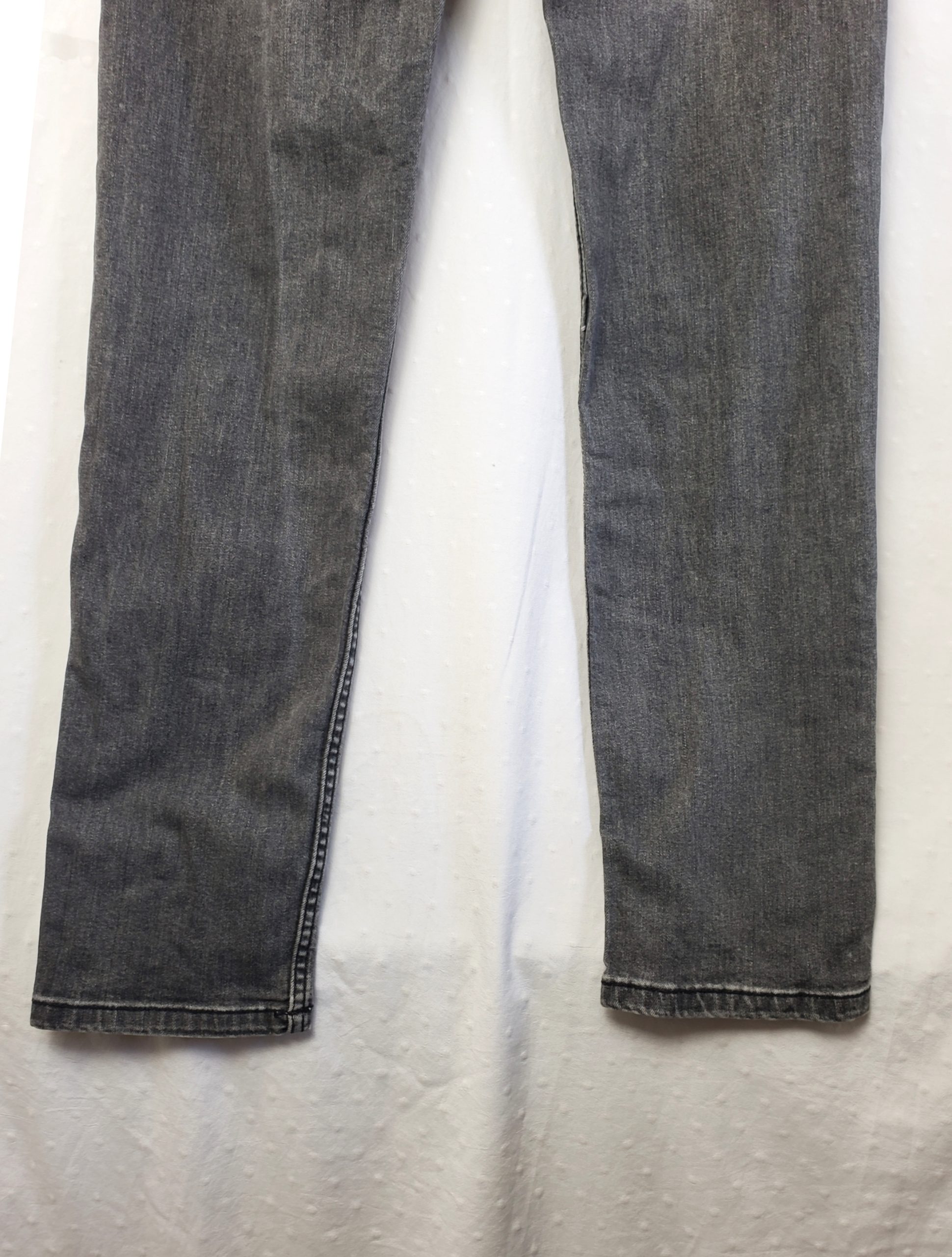 Стильні сірі джинси Denim Co. Slim - модний vintage look з ідеальною посадкою 8 Стильні сірі джинси Denim Co. Slim - модний vintage look з ідеальною посадкою - Зображення 8