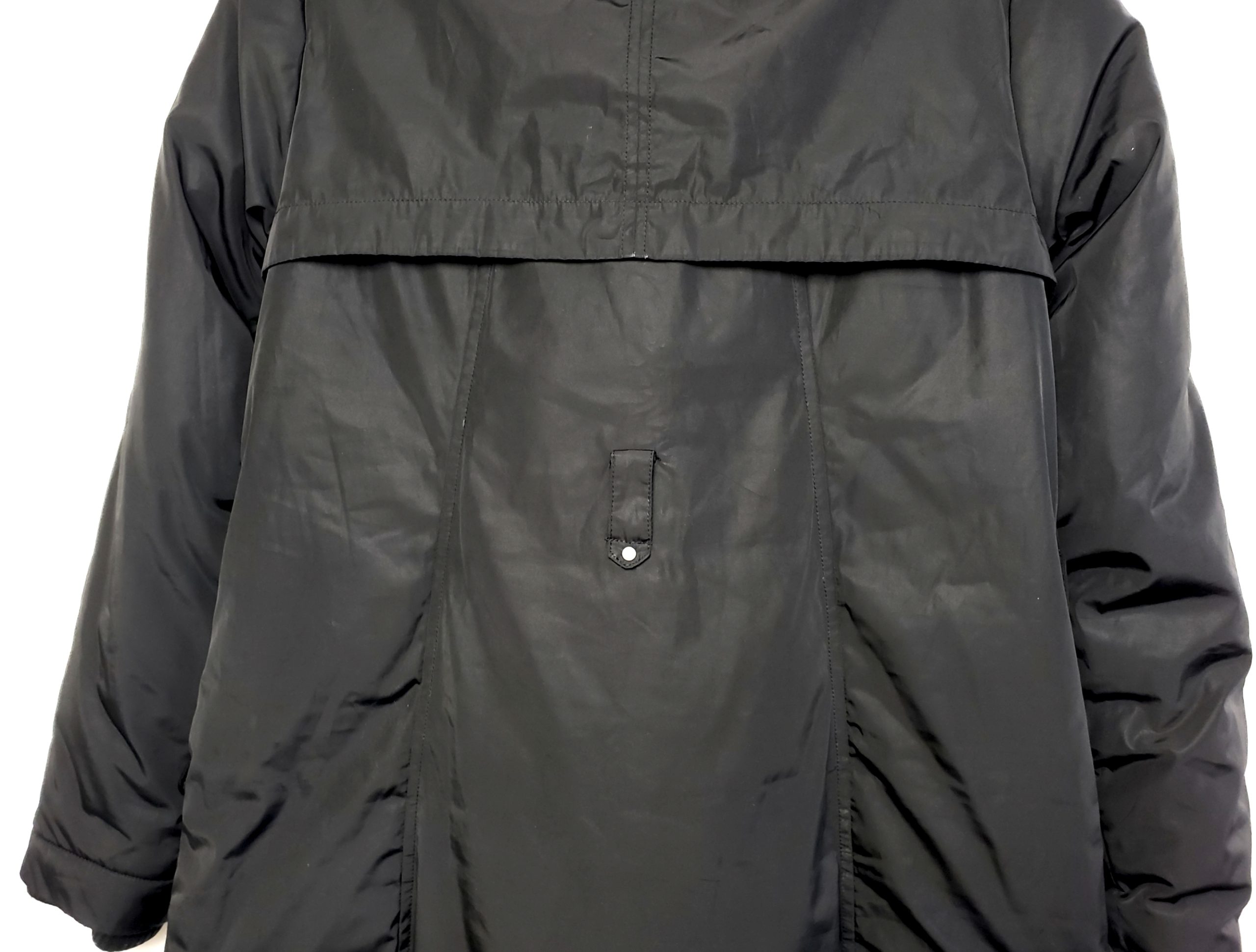 Стильна чорна куртка Next з хутряним коміром - елегантний зимовий тренд для модних жінок 6 Стильна чорна куртка Next з хутряним коміром - елегантний зимовий тренд для модних жінок - Зображення 6