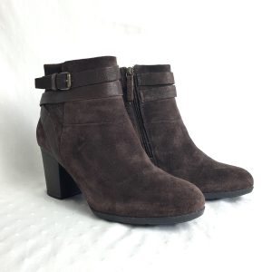 Стильні коричневі черевики Clarks Collection - елегантна замша з каблуком 9 см, розмір 40