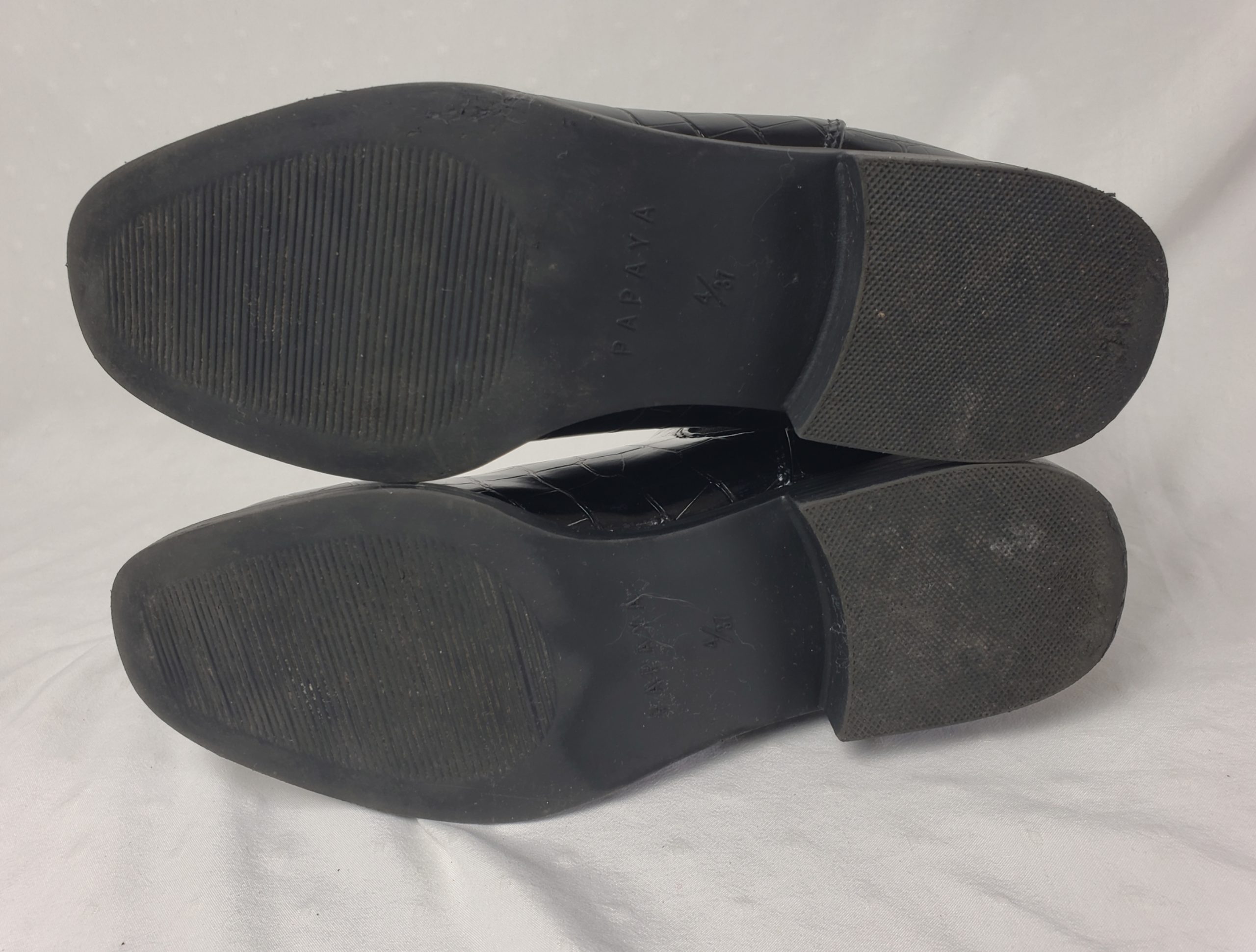 Чорні жіночі черевики челсі з крокодиловим принтом 37 розмір - стильне взуття для весни та осені 5 Чорні жіночі черевики челсі з крокодиловим принтом 37 розмір - стильне взуття для весни та осені - Зображення 5