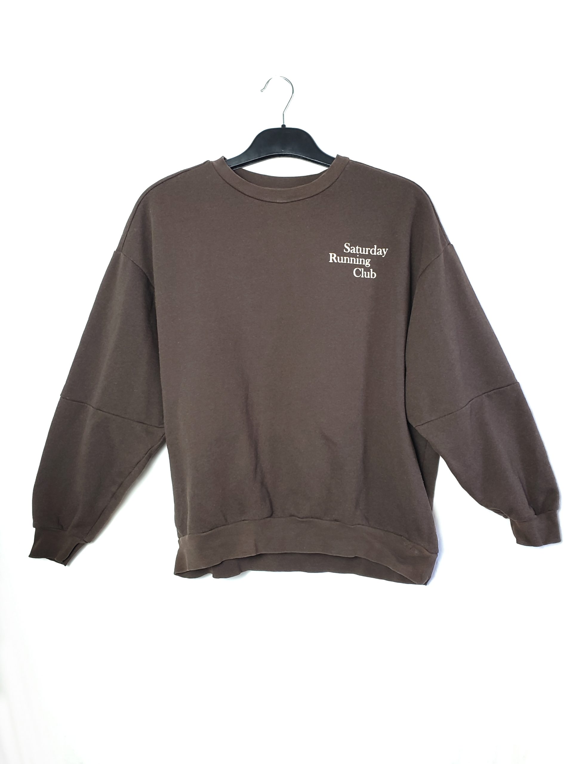 Коричневий светшот Saturday Running Club спортивний стиль для активного життя 1 Коричневий светшот Saturday Running Club спортивний стиль для активного життя