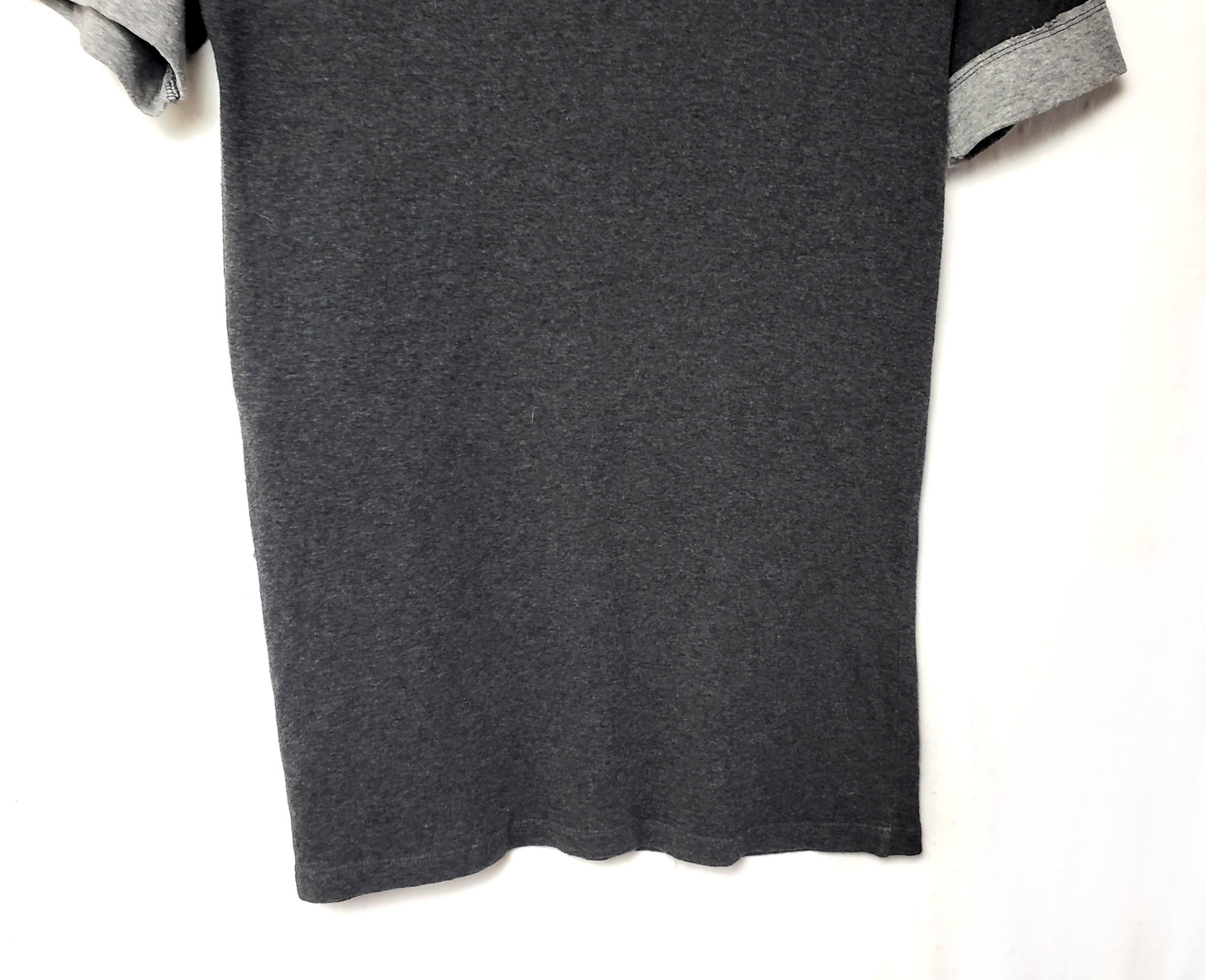 Жіноча футболка Zara Home сіра з коротким рукавом - вживаний одяг в ідеальному стані 6 Жіноча футболка Zara Home сіра з коротким рукавом - вживаний одяг в ідеальному стані - Зображення 6