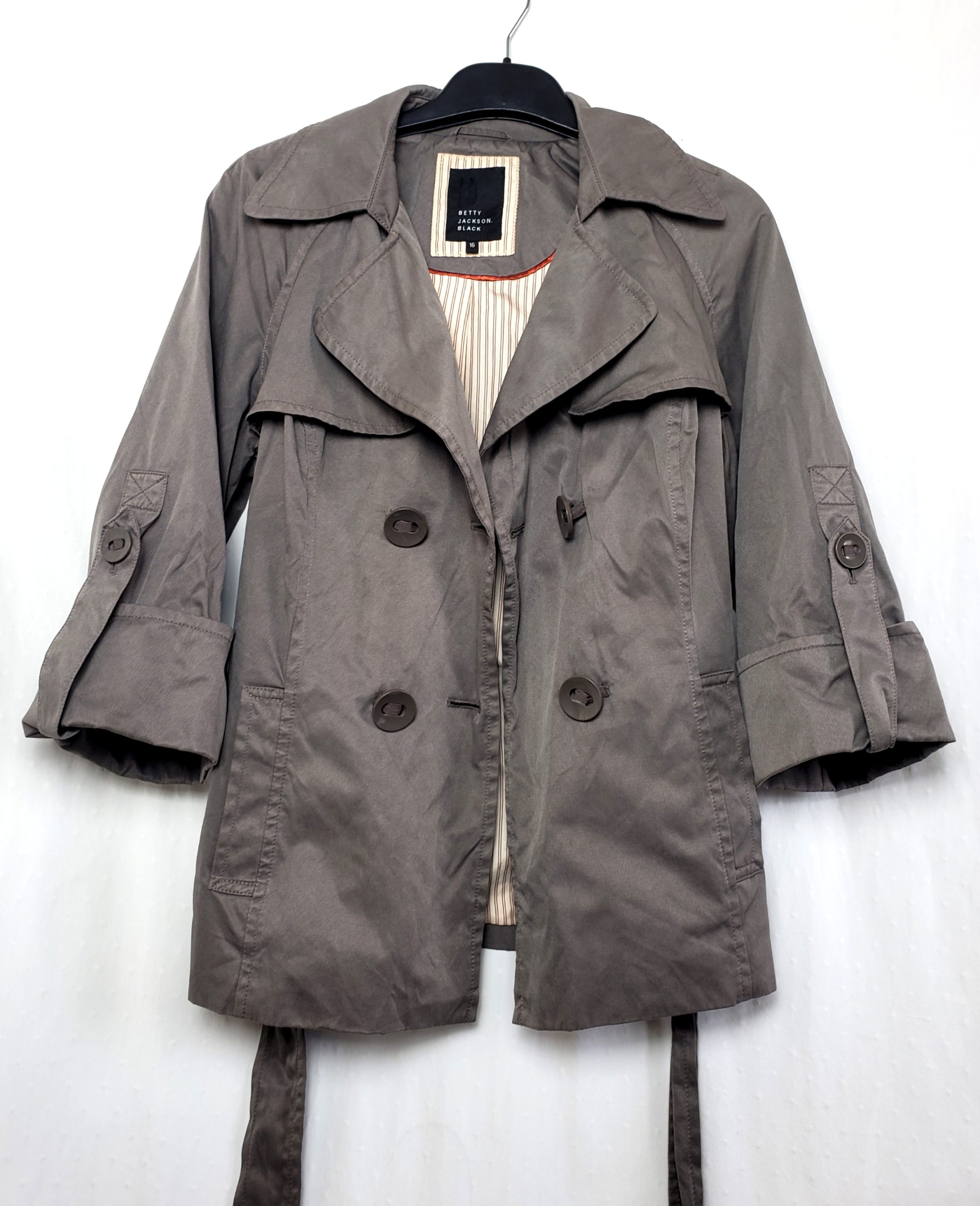 Класичний тренч Betty Jackson Black - стильний плащ для повсякденного носіння та офісу 2 Класичний тренч Betty Jackson Black - стильний плащ для повсякденного носіння та офісу - Зображення 2
