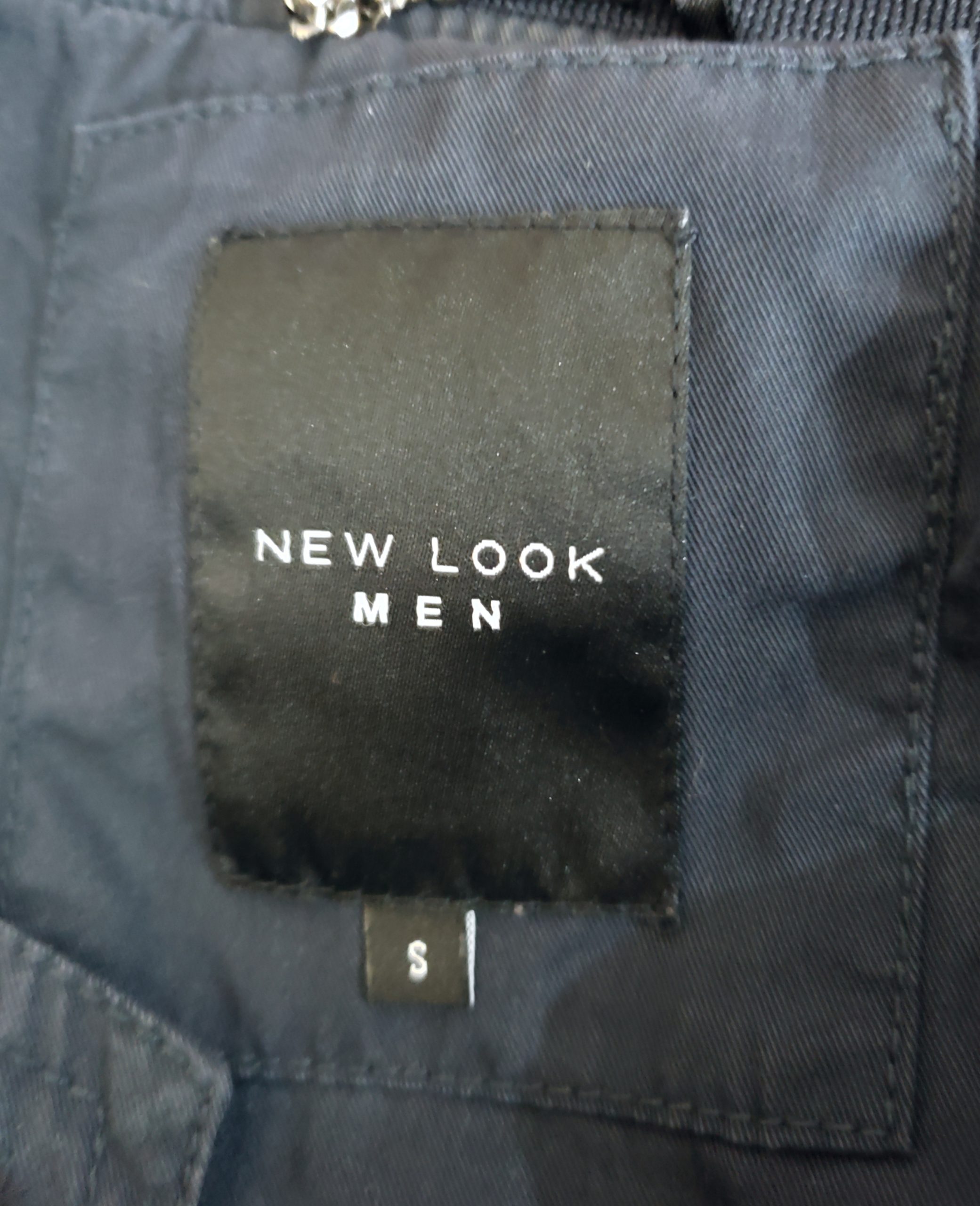 Стильний чоловічий бомбер New Look темно-синій - елегантний модний верхній одяг ідеальний стан 8 Стильний чоловічий бомбер New Look темно-синій - елегантний модний верхній одяг ідеальний стан - Зображення 8