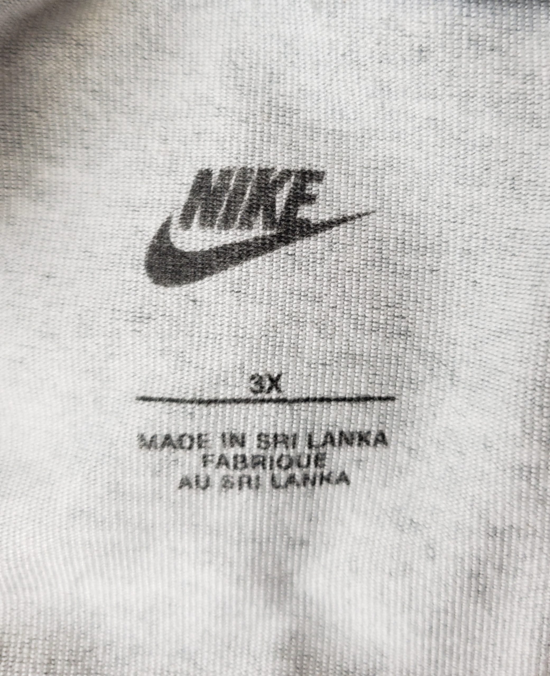 Жіночі сірі лосини Nike з написом - комфорт для тренувань та повсякденного носіння 7 Жіночі сірі лосини Nike з написом - комфорт для тренувань та повсякденного носіння - Зображення 7