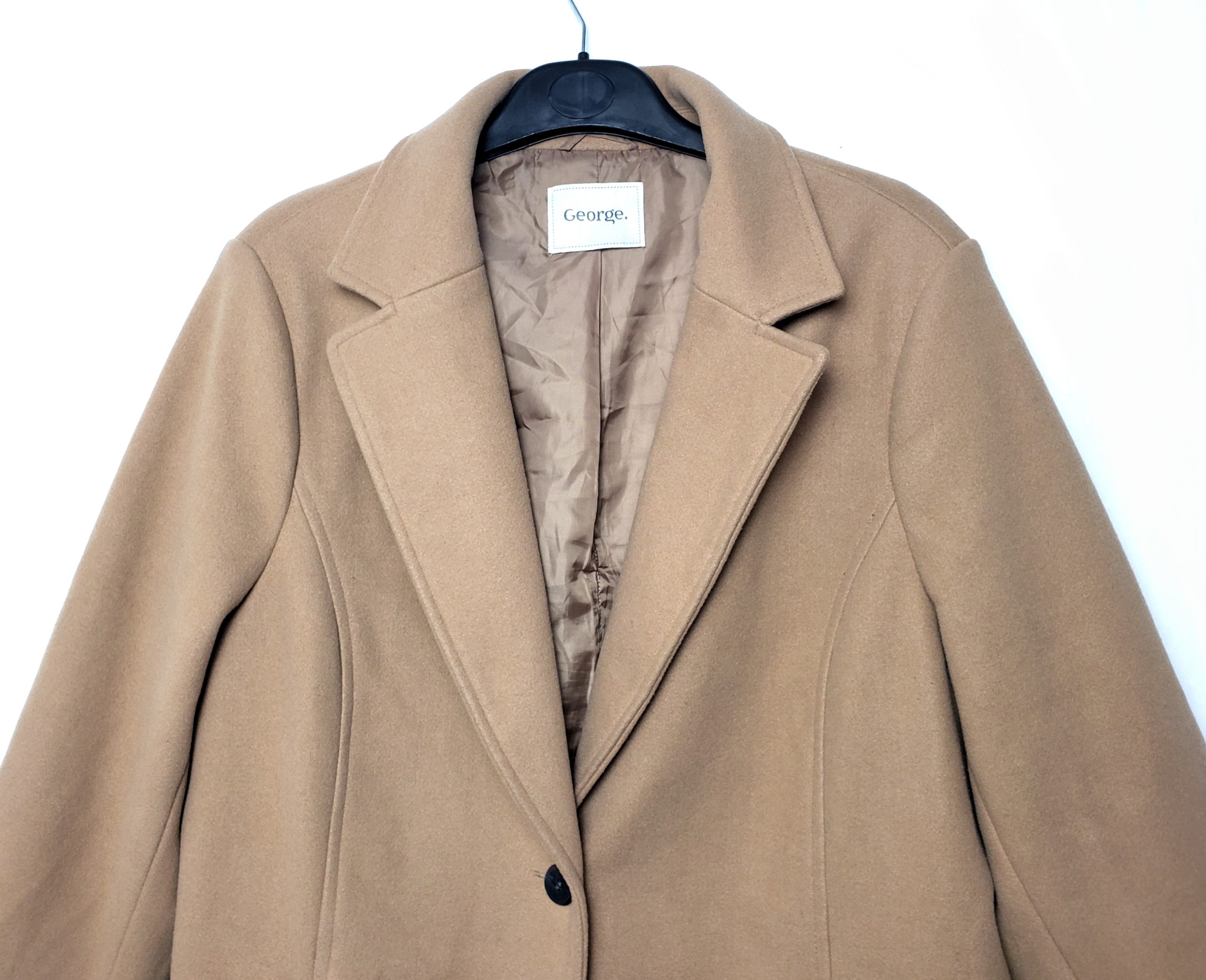 Класичне бежеве пальто George жіноче вживане - стильний верхній одяг з поліестеру 7 Класичне бежеве пальто George жіноче вживане - стильний верхній одяг з поліестеру - Зображення 7
