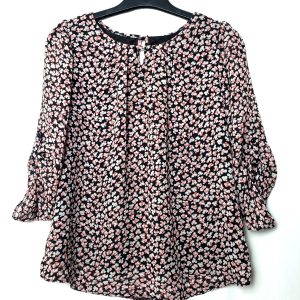 Стильна блуза VOGUE з квітковим принтом - модний тренд для елегантного образу