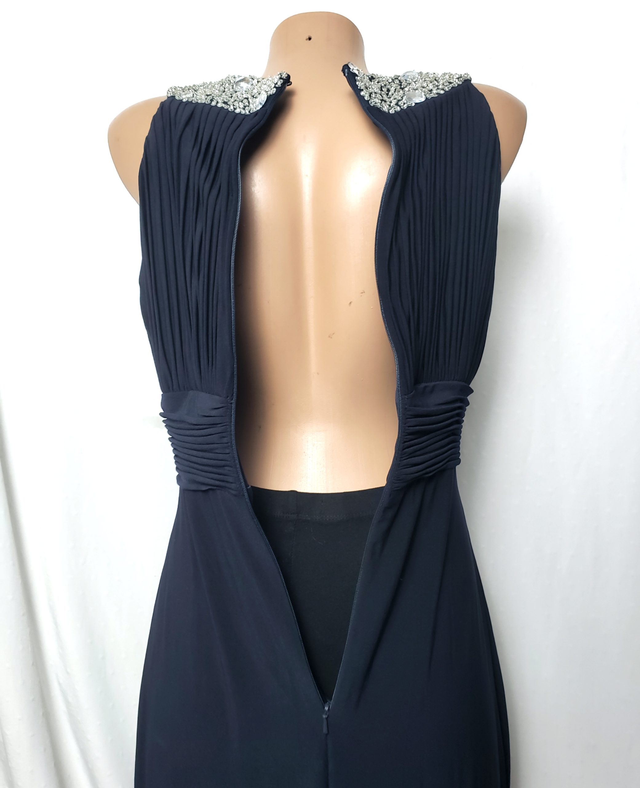 Елегантна темно-синя вечірня сукня JS Boutique з декором - ідеальний стан 6 Елегантна темно-синя вечірня сукня JS Boutique з декором - ідеальний стан - Зображення 6