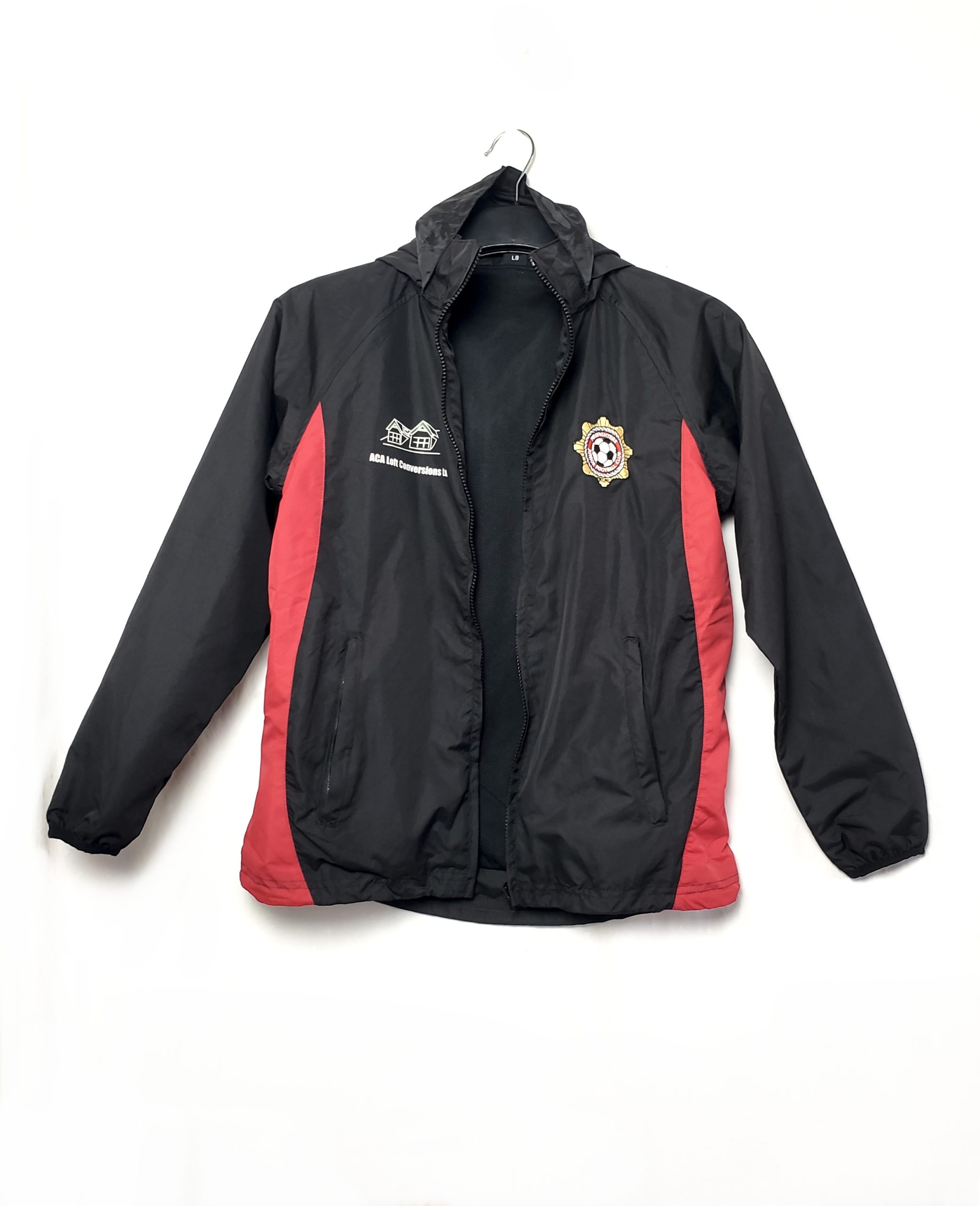 Спортивна куртка чорно-червона для активного відпочинку осінь-зима | Вітровка для бігу та тренувань 3 Спортивна куртка чорно-червона для активного відпочинку осінь-зима | Вітровка для бігу та тренувань - Зображення 3