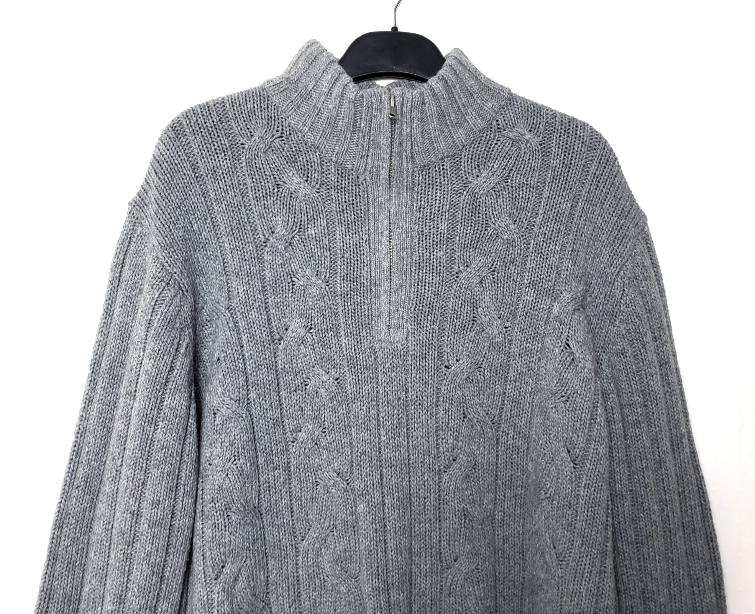 Стильний сірий кардиган з косами - елегантний в'язаний светр для модного образу 3 Стильний сірий кардиган з косами - елегантний в'язаний светр для модного образу - Зображення 3