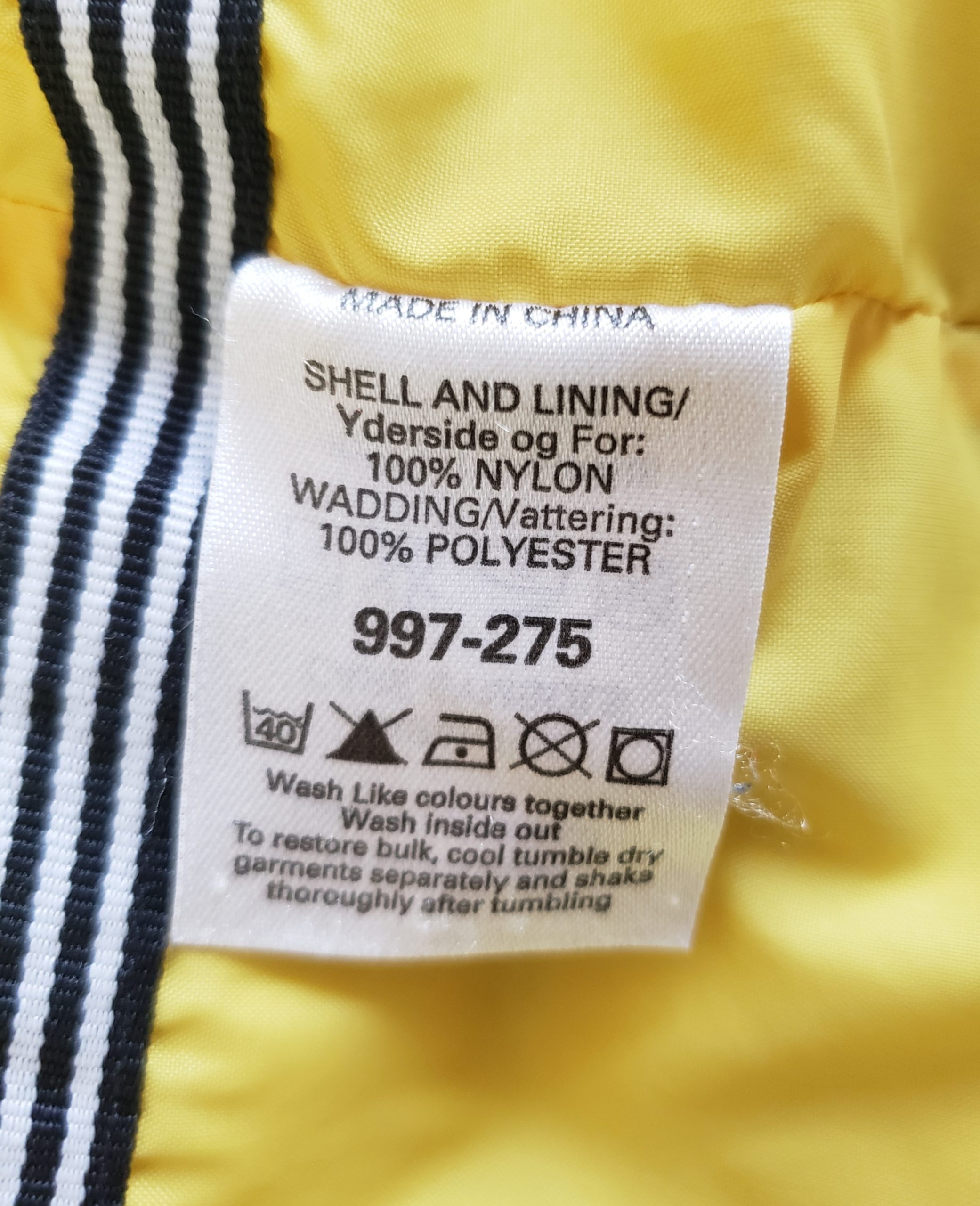 Дитяча жилетка Next темно-синя з жовтими акцентами 3-4 роки - теплий верхній одяг для дітей 6 Дитяча жилетка Next темно-синя з жовтими акцентами 3-4 роки - теплий верхній одяг для дітей - Зображення 6