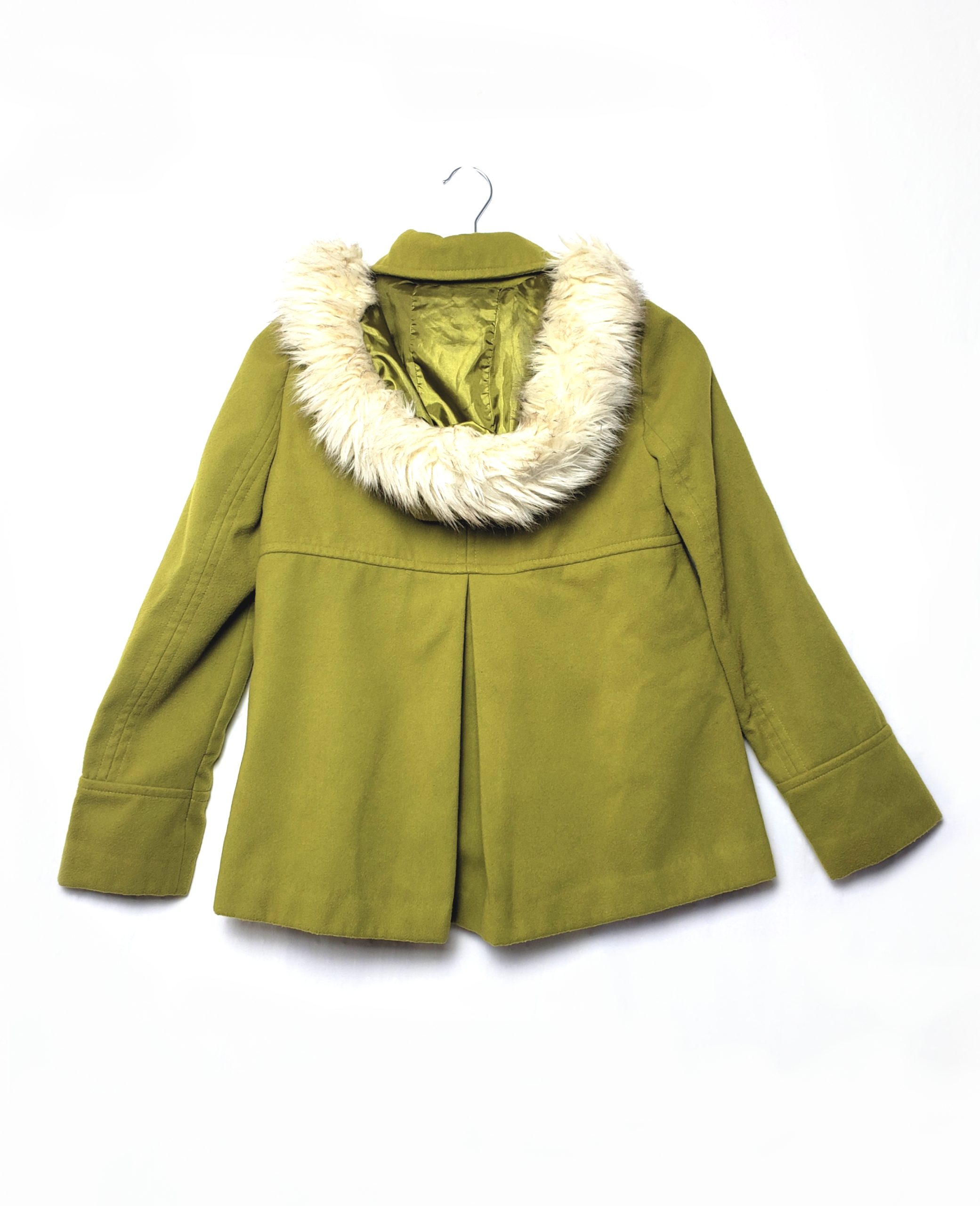 Жіноче пальто Topshop салатового кольору з хутряним коміром - вживаний одяг розмір 36 2 Жіноче пальто Topshop салатового кольору з хутряним коміром - вживаний одяг розмір 36 - Зображення 2