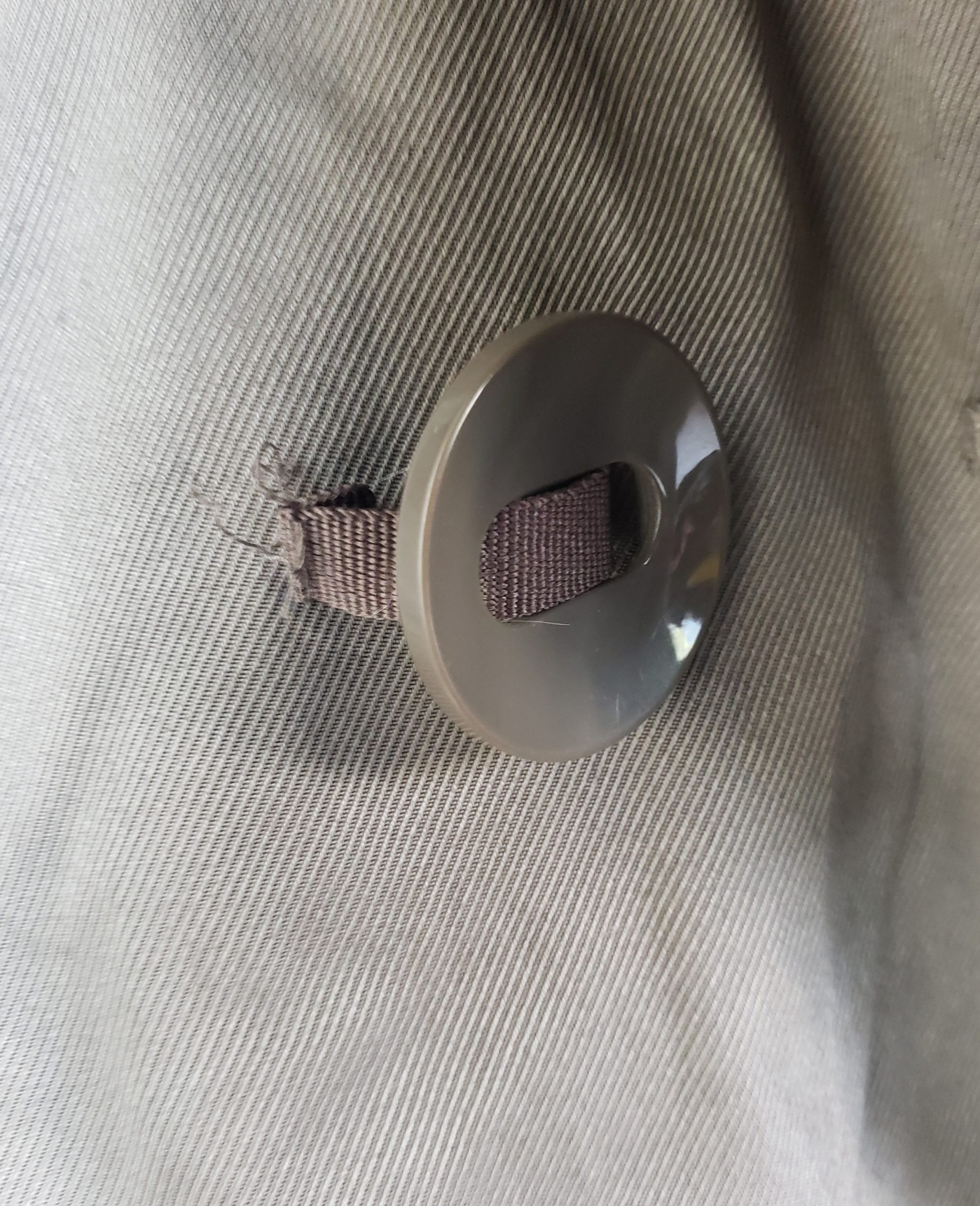 Класичний тренч Betty Jackson Black - стильний плащ для повсякденного носіння та офісу 8 Класичний тренч Betty Jackson Black - стильний плащ для повсякденного носіння та офісу - Зображення 8