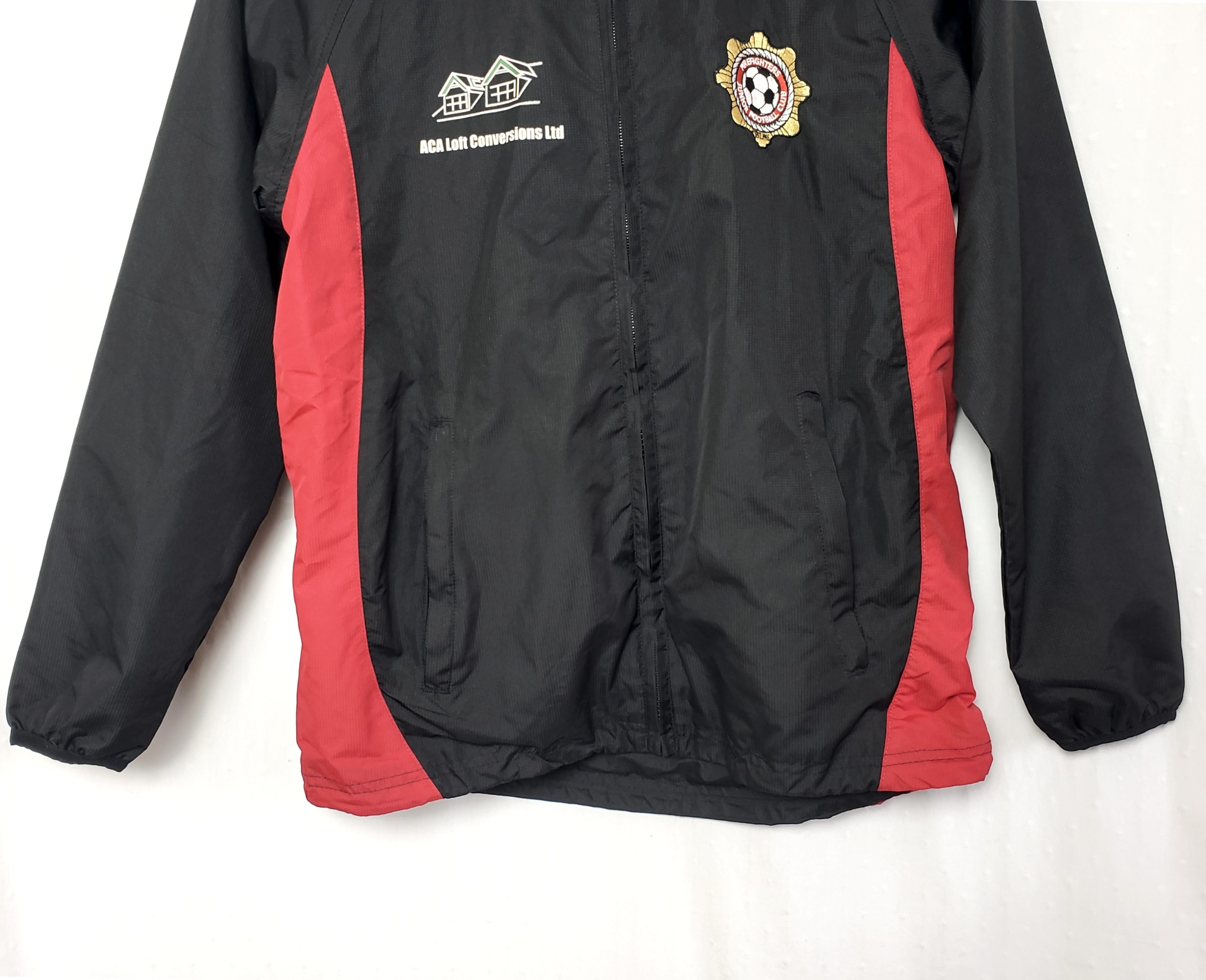 Спортивна куртка чорно-червона для активного відпочинку осінь-зима | Вітровка для бігу та тренувань 6 Спортивна куртка чорно-червона для активного відпочинку осінь-зима | Вітровка для бігу та тренувань - Зображення 6