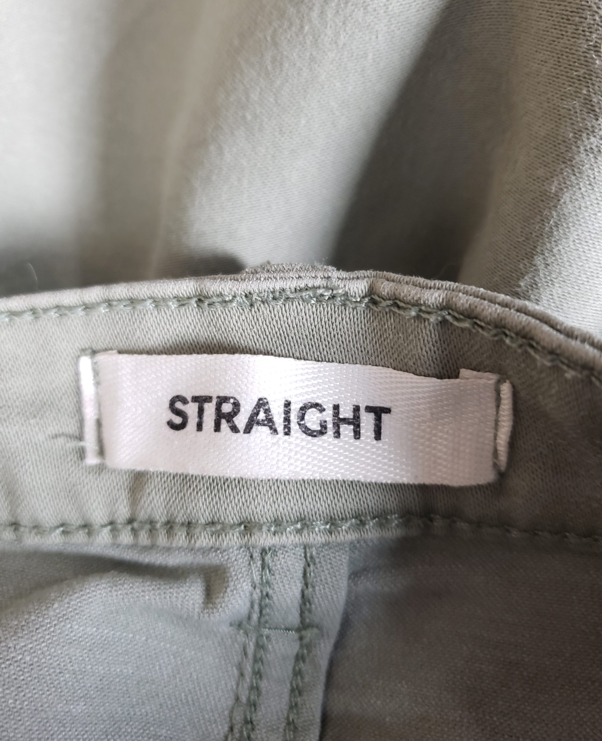 Жіночі джинси M&S хакі прямого крою - вживані штани з еластаном розмір 48 10 Жіночі джинси M&S хакі прямого крою - вживані штани з еластаном розмір 48 - Зображення 10