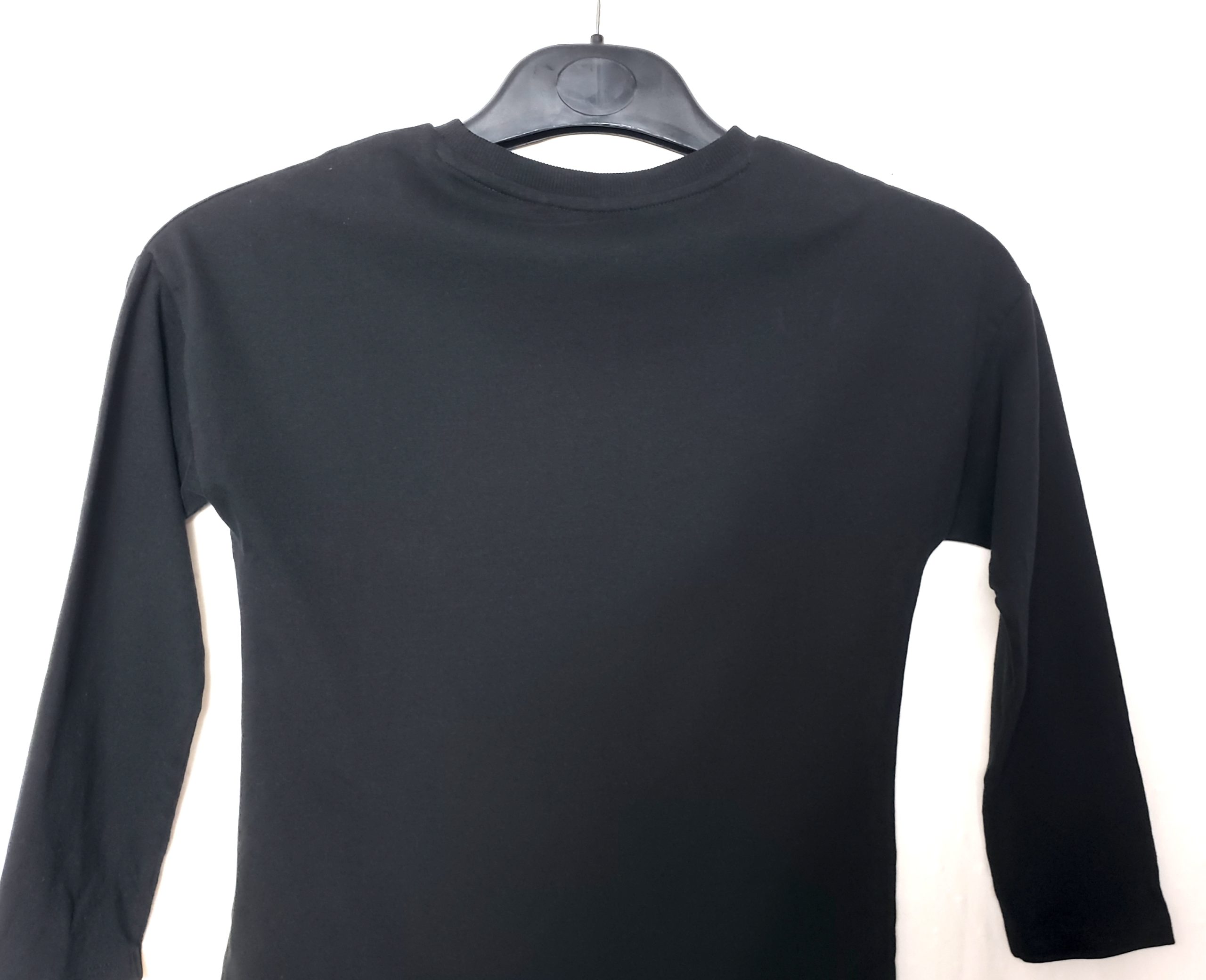 Стильна чорна кофтинка Next з паєтками - модний святковий лонгслів для дівчинки 8 років 4 Стильна чорна кофтинка Next з паєтками - модний святковий лонгслів для дівчинки 8 років - Зображення 4