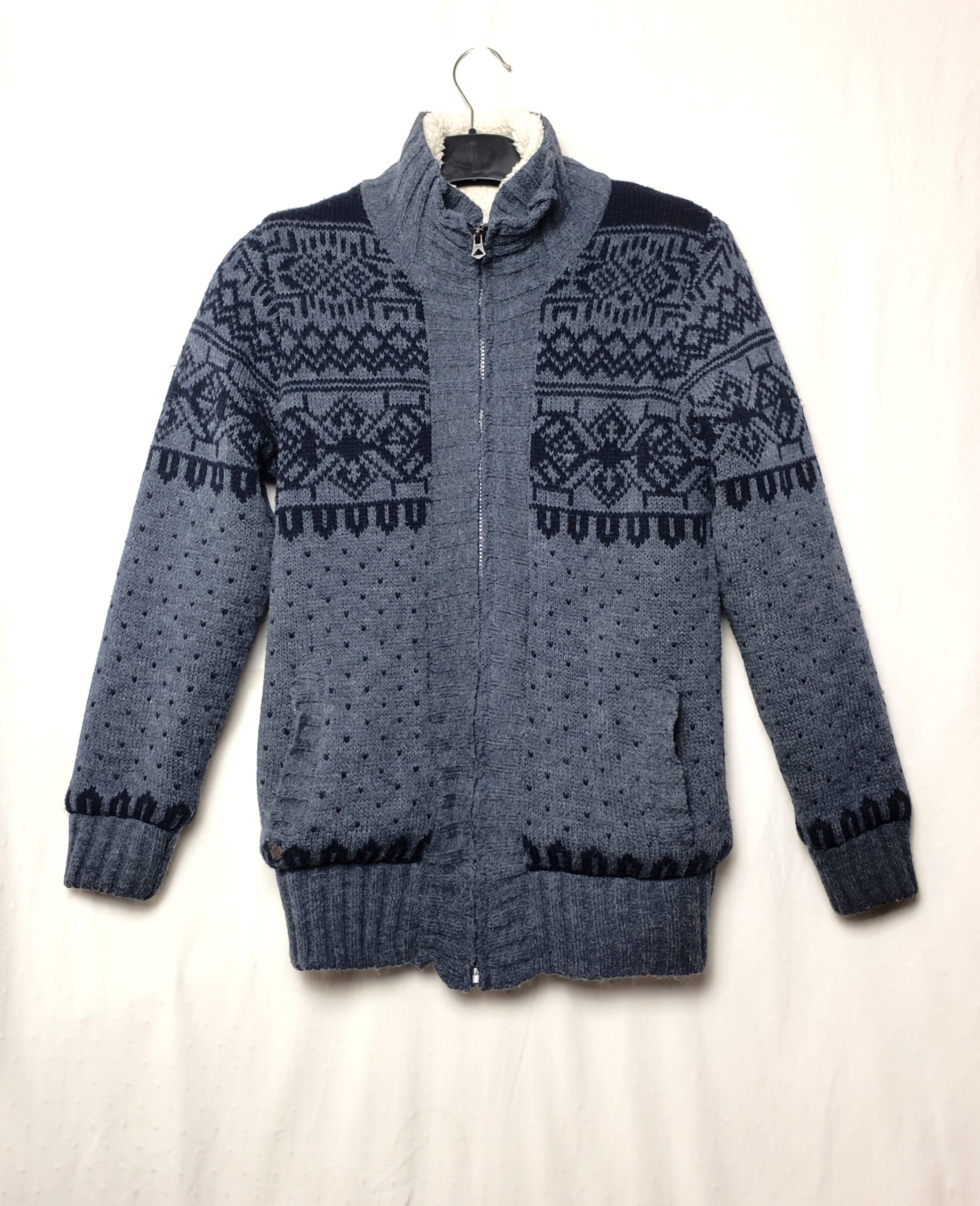 Синій в'язаний кардиган SoulCal з норвезьким орнаментом - зимовий одяг для повсякденного носіння 2 Синій в'язаний кардиган SoulCal з норвезьким орнаментом - зимовий одяг для повсякденного носіння - Зображення 2