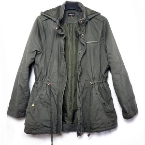 Жіноча куртка хакі з капюшоном Identity - бавовняна парка вживана розмір 42