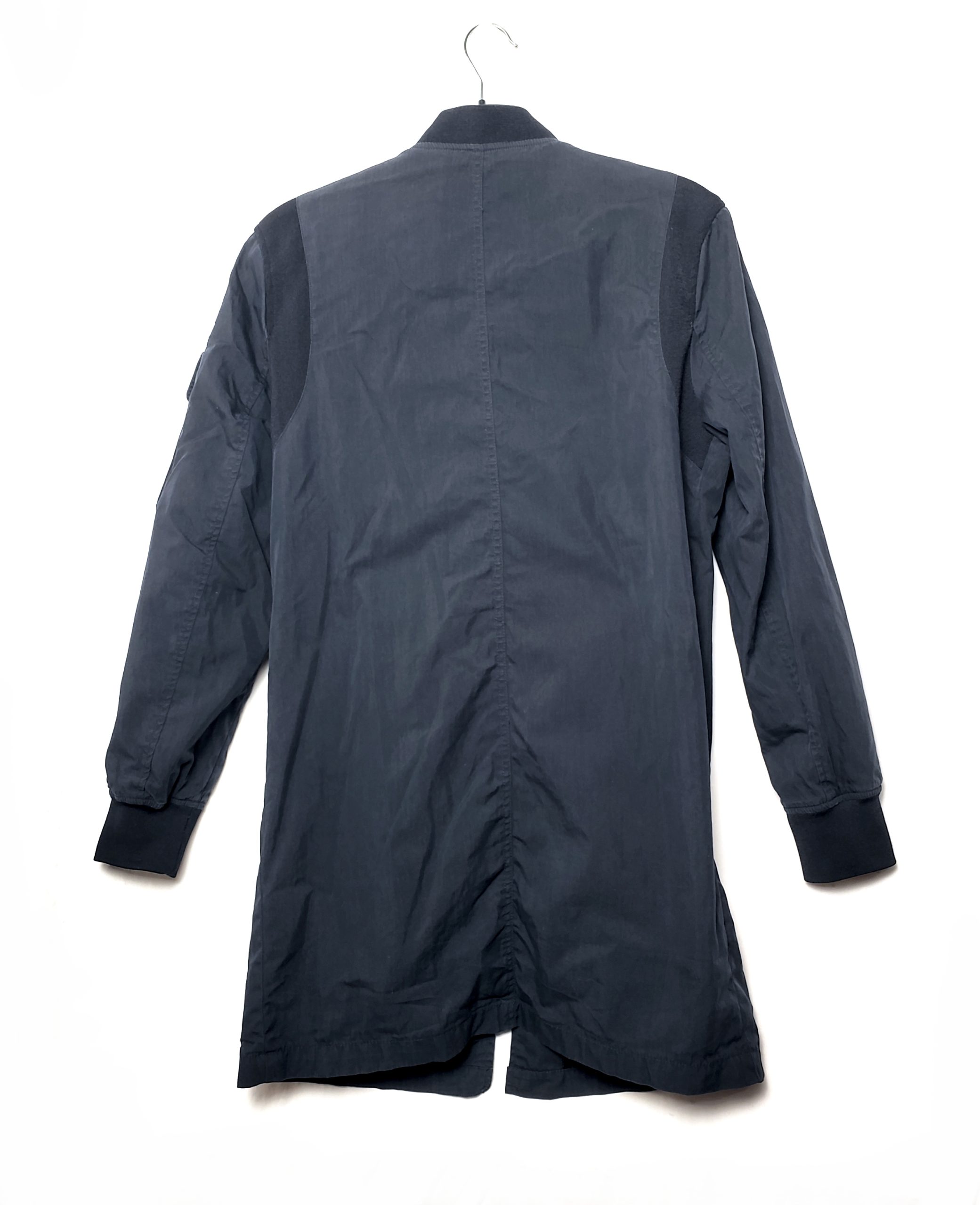 Стильний чоловічий бомбер New Look темно-синій - елегантний модний верхній одяг ідеальний стан 3 Стильний чоловічий бомбер New Look темно-синій - елегантний модний верхній одяг ідеальний стан - Зображення 3