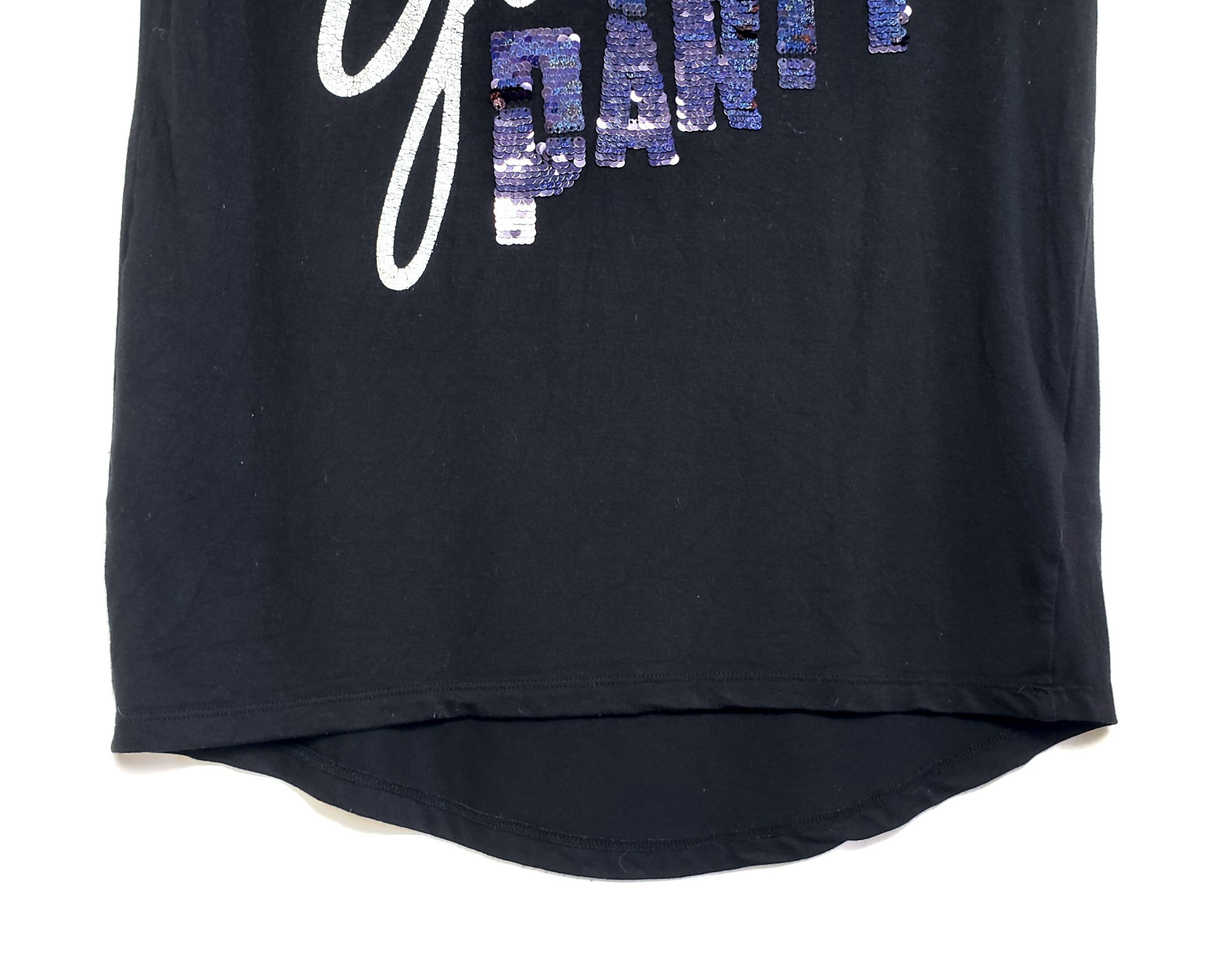 Стильна чорна футболка M&S з паєтками та вишивкою Glitter для дівчинки 11-12 років - модний тренд 5 Стильна чорна футболка M&S з паєтками та вишивкою Glitter для дівчинки 11-12 років - модний тренд - Зображення 5