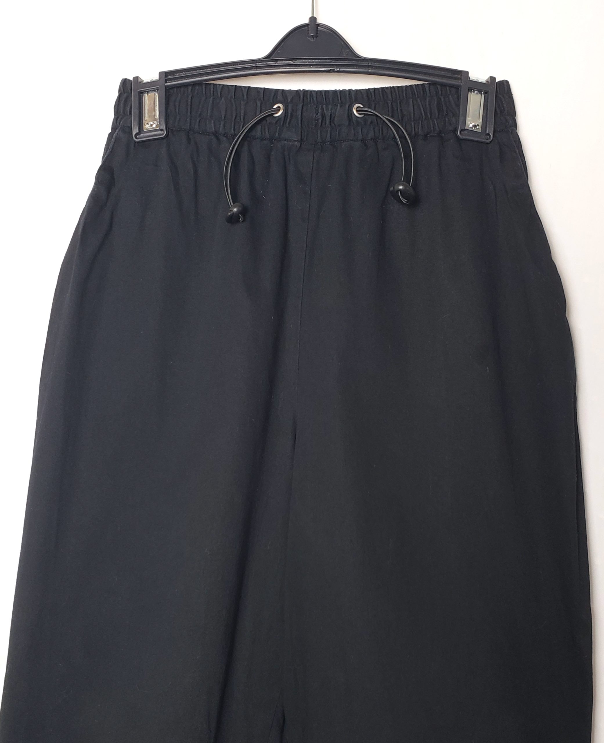 Чорні спортивні штани джоггери Collusion - комфорт для активного життя та повсякденного носіння 2 Чорні спортивні штани джоггери Collusion - комфорт для активного життя та повсякденного носіння - Зображення 2