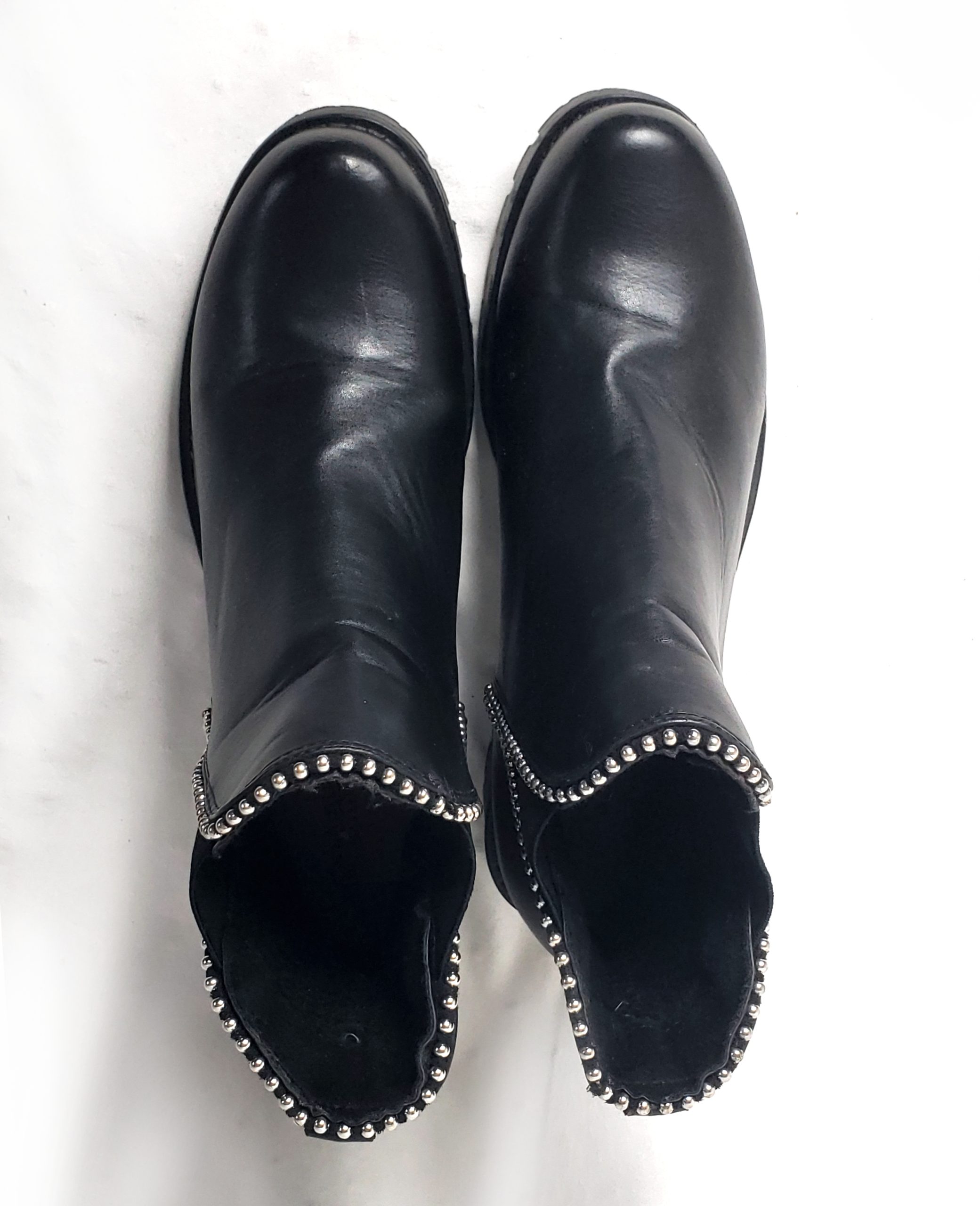 Жіночі чорні черевики La botine Sodriane 39 розмір з декоративними заклепками - шкіряне взуття для весни та осені 9 Жіночі чорні черевики La botine Sodriane 39 розмір з декоративними заклепками - шкіряне взуття для весни та осені - Зображення 9