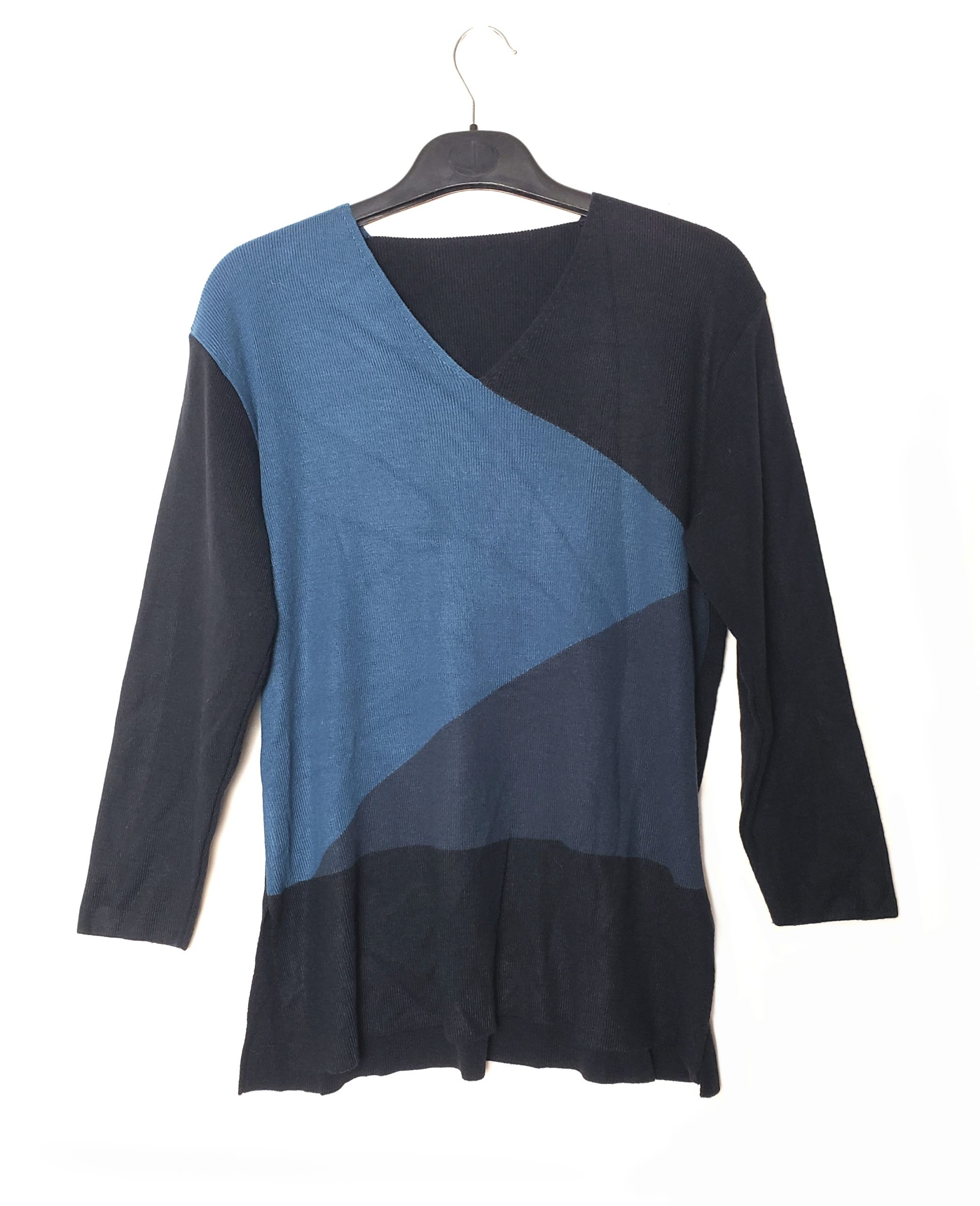 Стильний акриловий светр Marks & Spencer з геометричним принтом - синій жіночий пуловер 3 Стильний акриловий светр Marks & Spencer з геометричним принтом - синій жіночий пуловер - Зображення 3