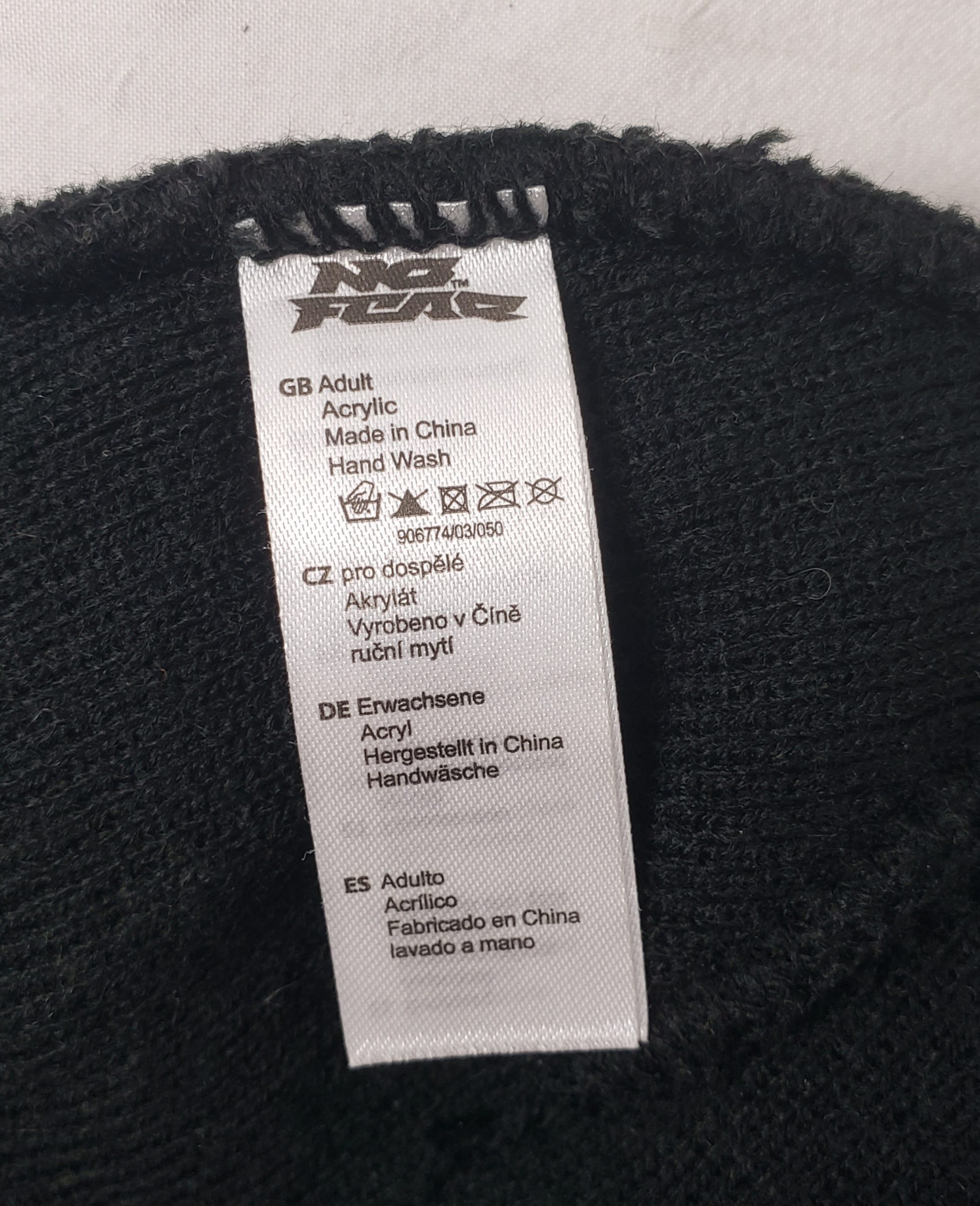 Чорна акрилова шапка біні для повсякденного носіння - універсальний головний убір на осінь зиму 5 Чорна акрилова шапка біні для повсякденного носіння - універсальний головний убір на осінь зиму - Зображення 5