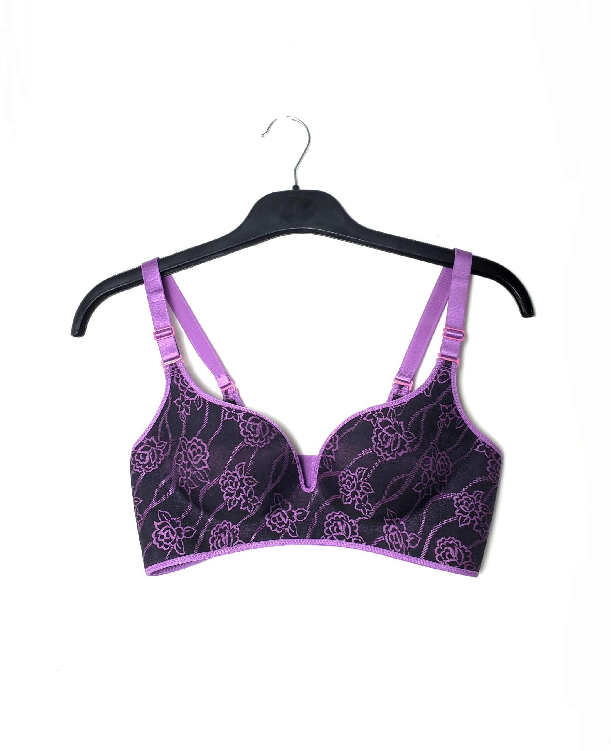 Стильний бюстгальтер з принтом троянд - ідеальний стан, повсякденний комфорт та елегантність 1 Стильний бюстгальтер з принтом троянд - ідеальний стан, повсякденний комфорт та елегантність