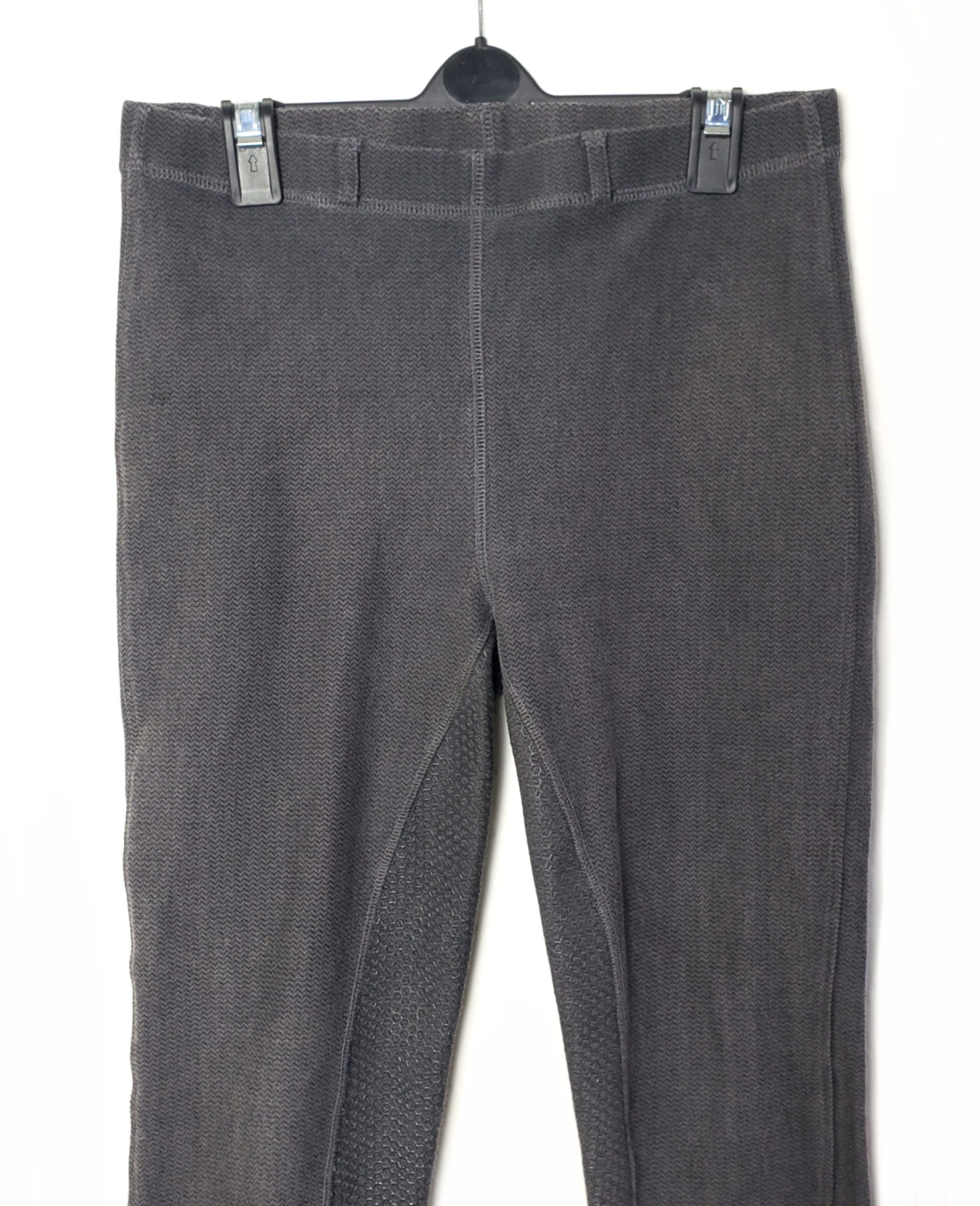 Стильні сірі лосини - елегантний модний тренд для активного lifestyle 2 Стильні сірі лосини - елегантний модний тренд для активного lifestyle - Зображення 2