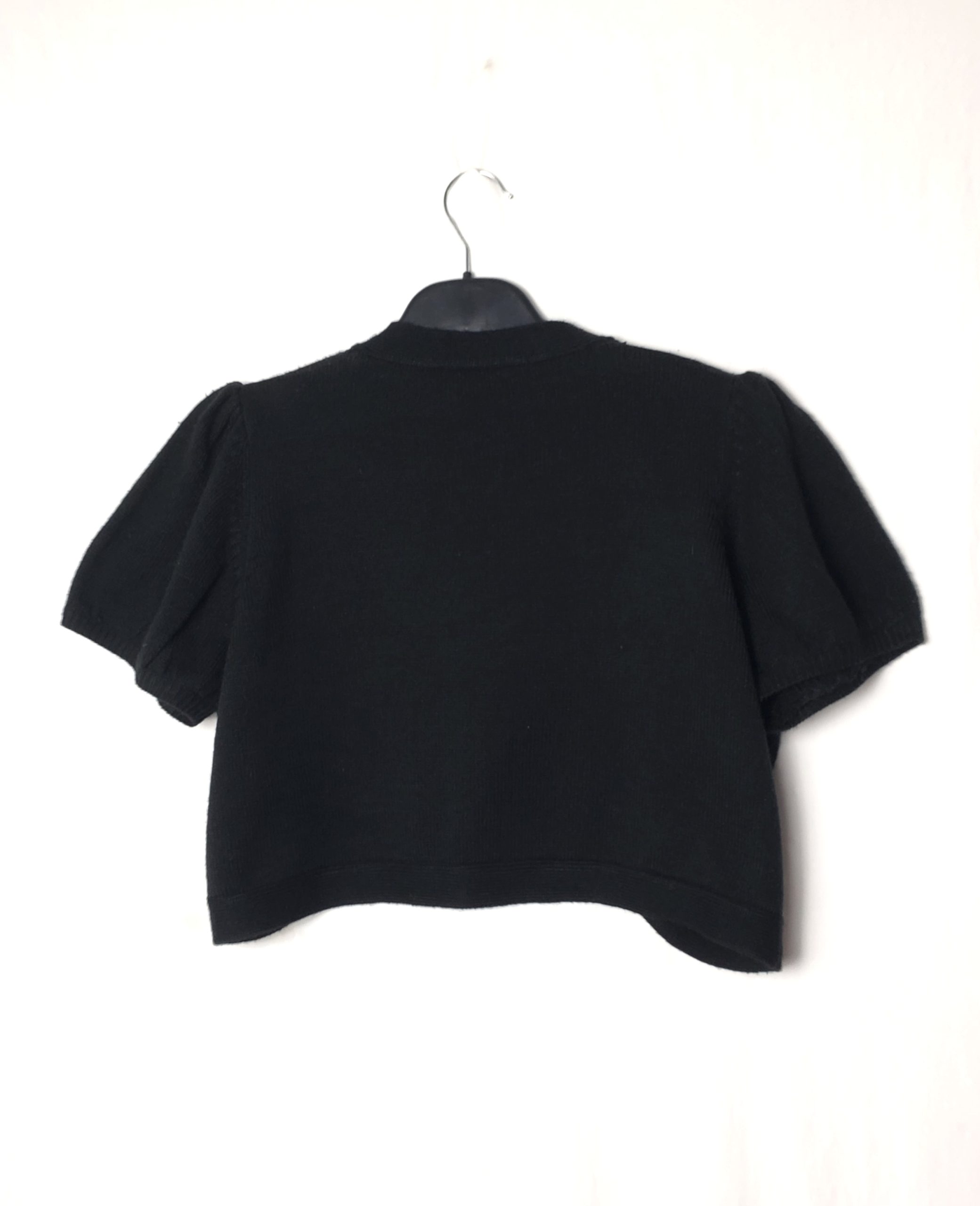 Стильне чорне болеро з вишивкою - елегантний акцент для модного образу 3 Стильне чорне болеро з вишивкою - елегантний акцент для модного образу - Зображення 3